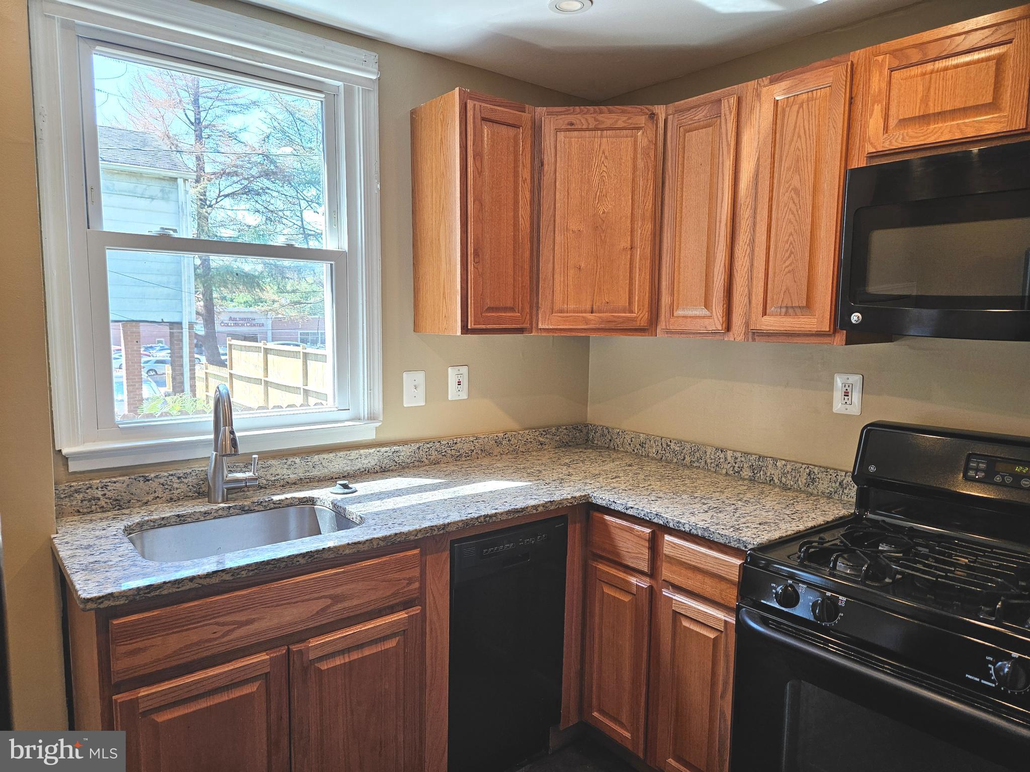 SHIRLINGTON - Residential Lease