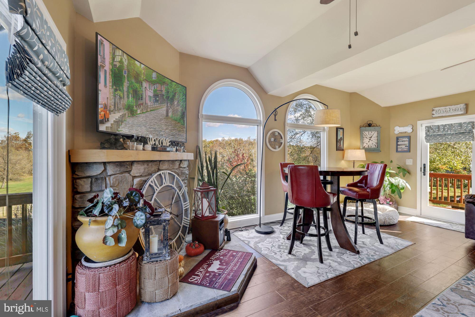 ORCHARD ON THE POTOMAC - Residential