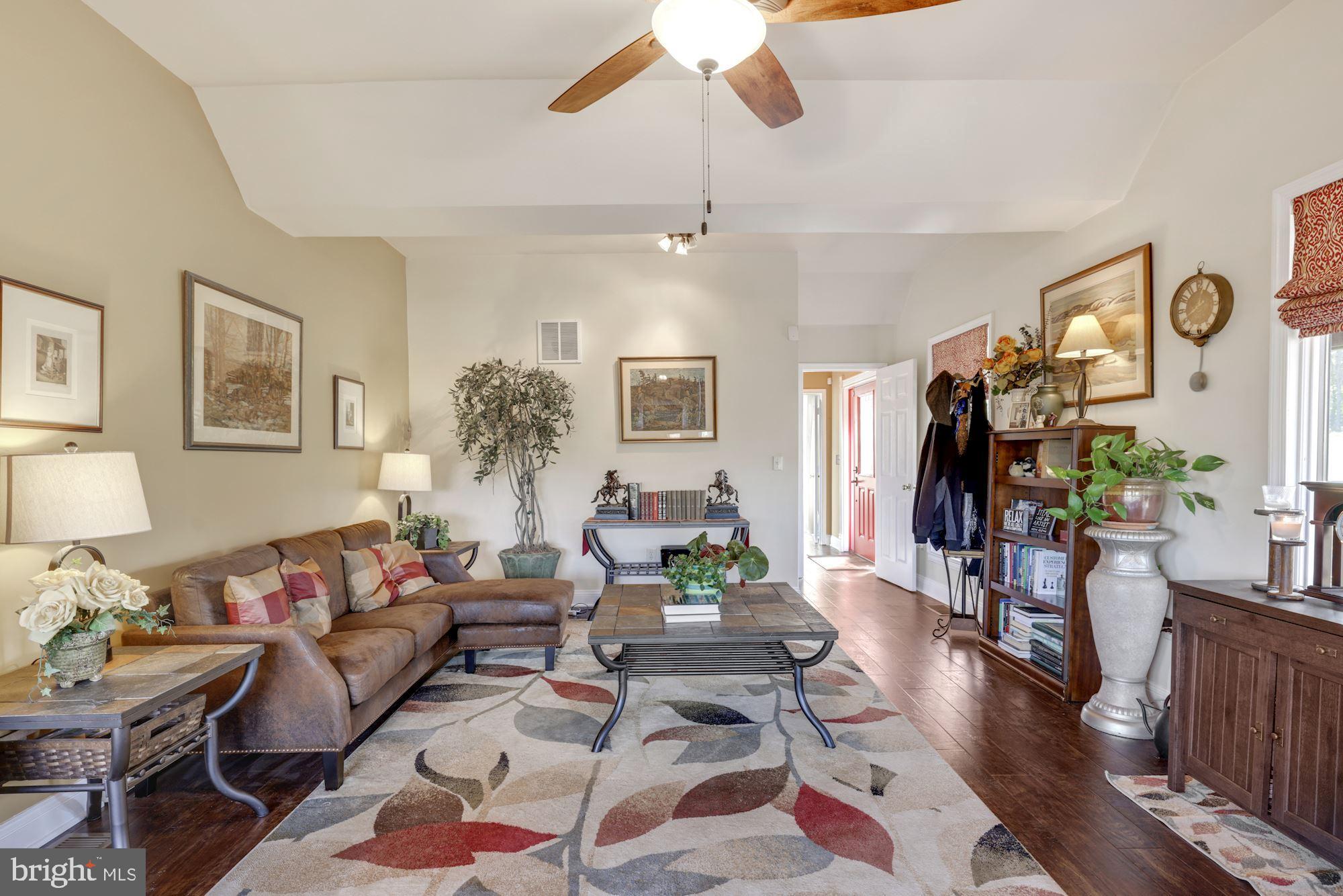 ORCHARD ON THE POTOMAC - Residential