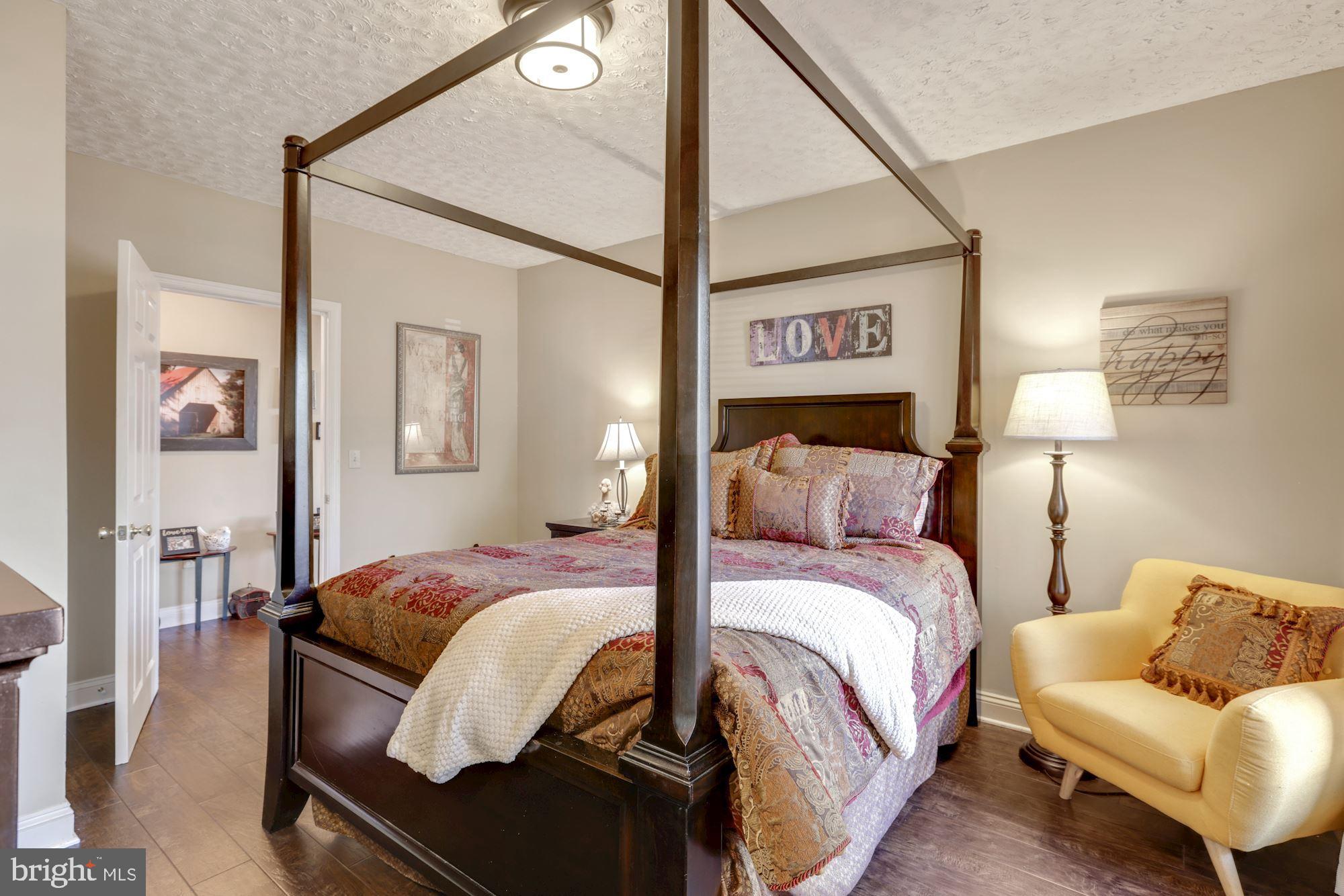 ORCHARD ON THE POTOMAC - Residential