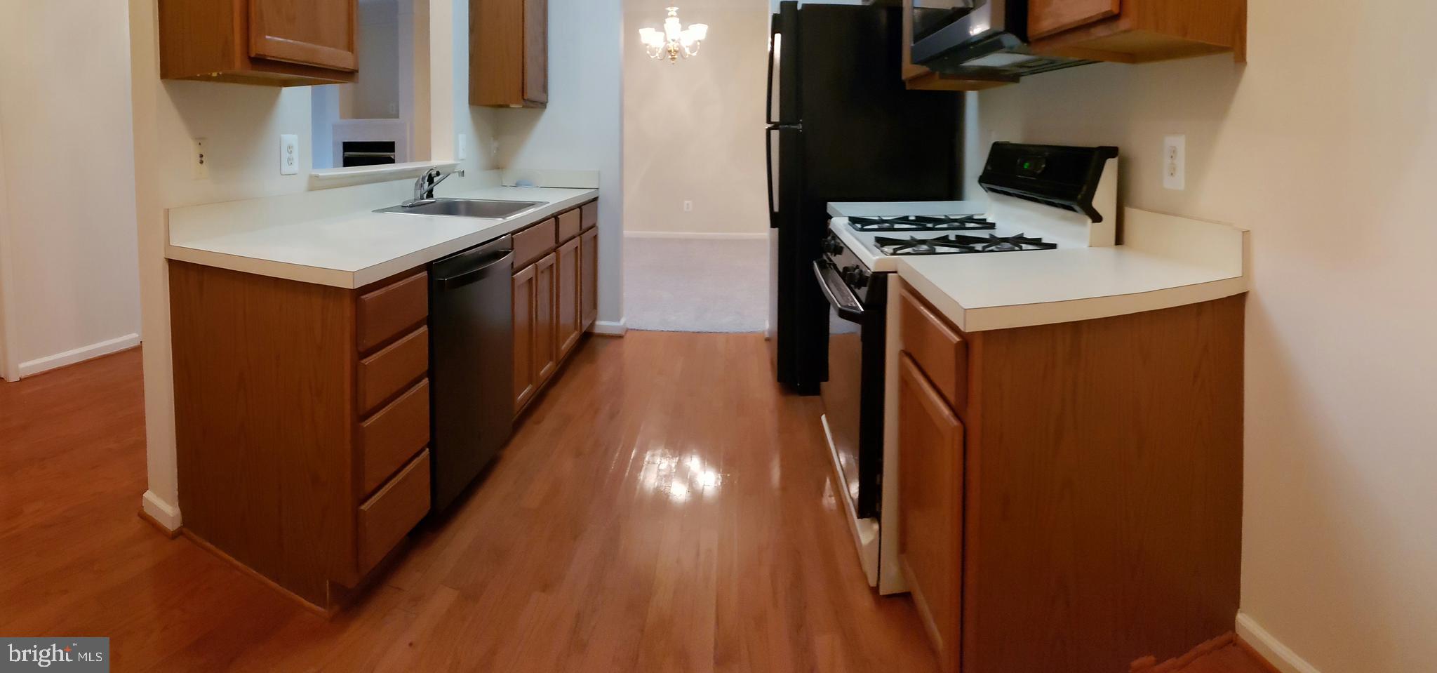 KINGSTOWNE - Residential Lease