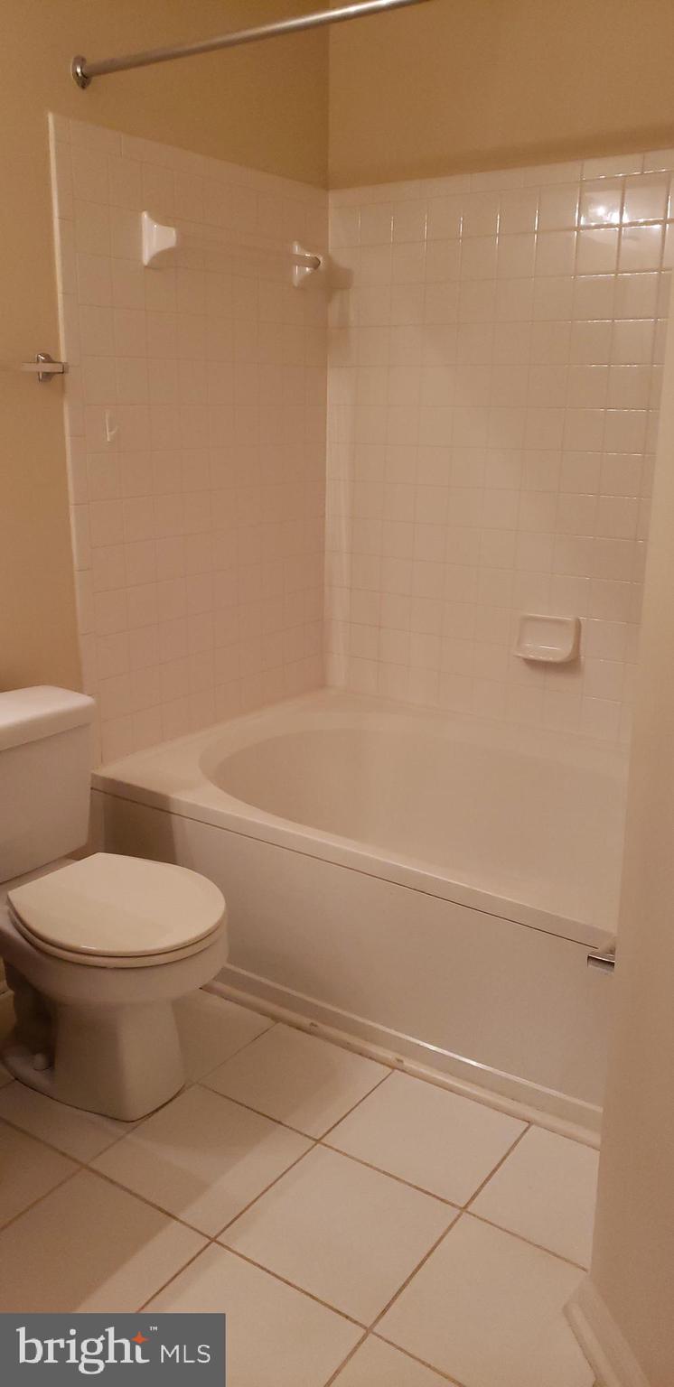 KINGSTOWNE - Residential Lease