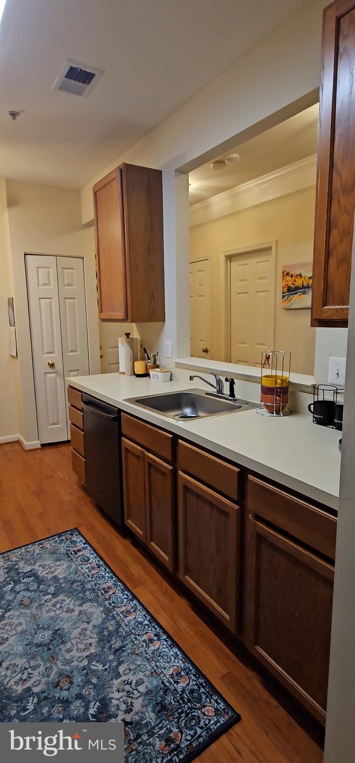 KINGSTOWNE - Residential Lease