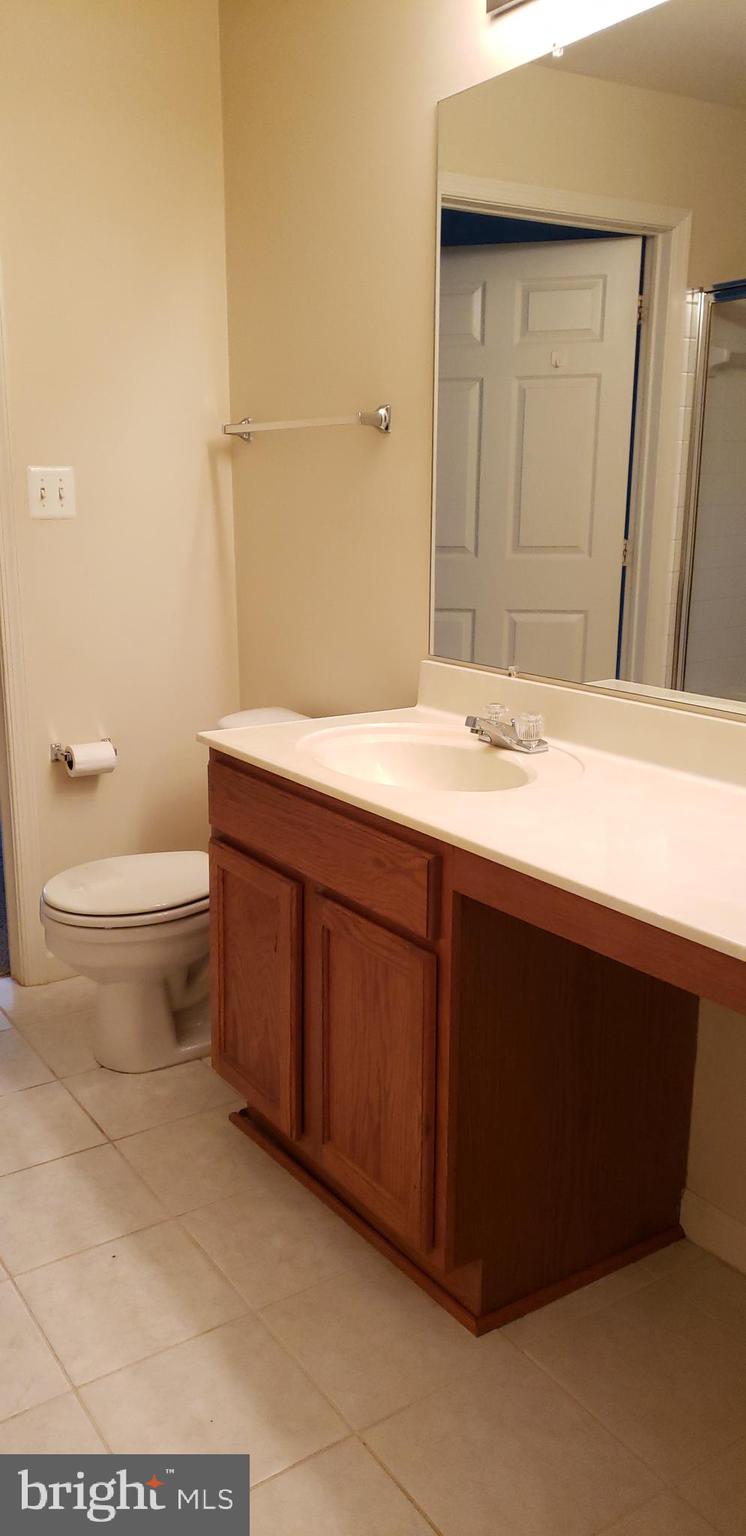 KINGSTOWNE - Residential Lease