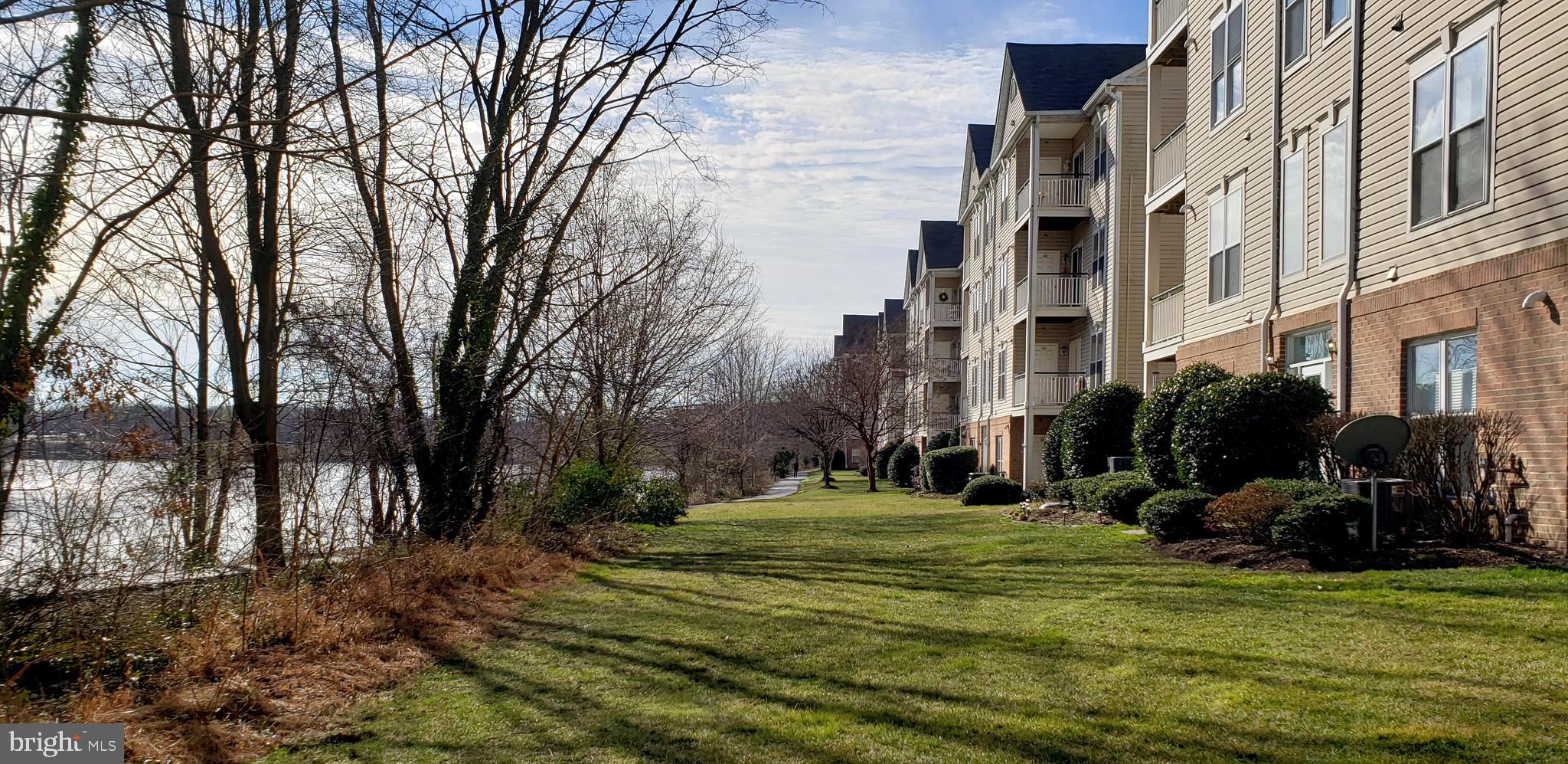 KINGSTOWNE - Residential Lease