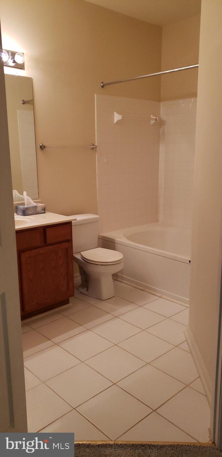 KINGSTOWNE - Residential Lease