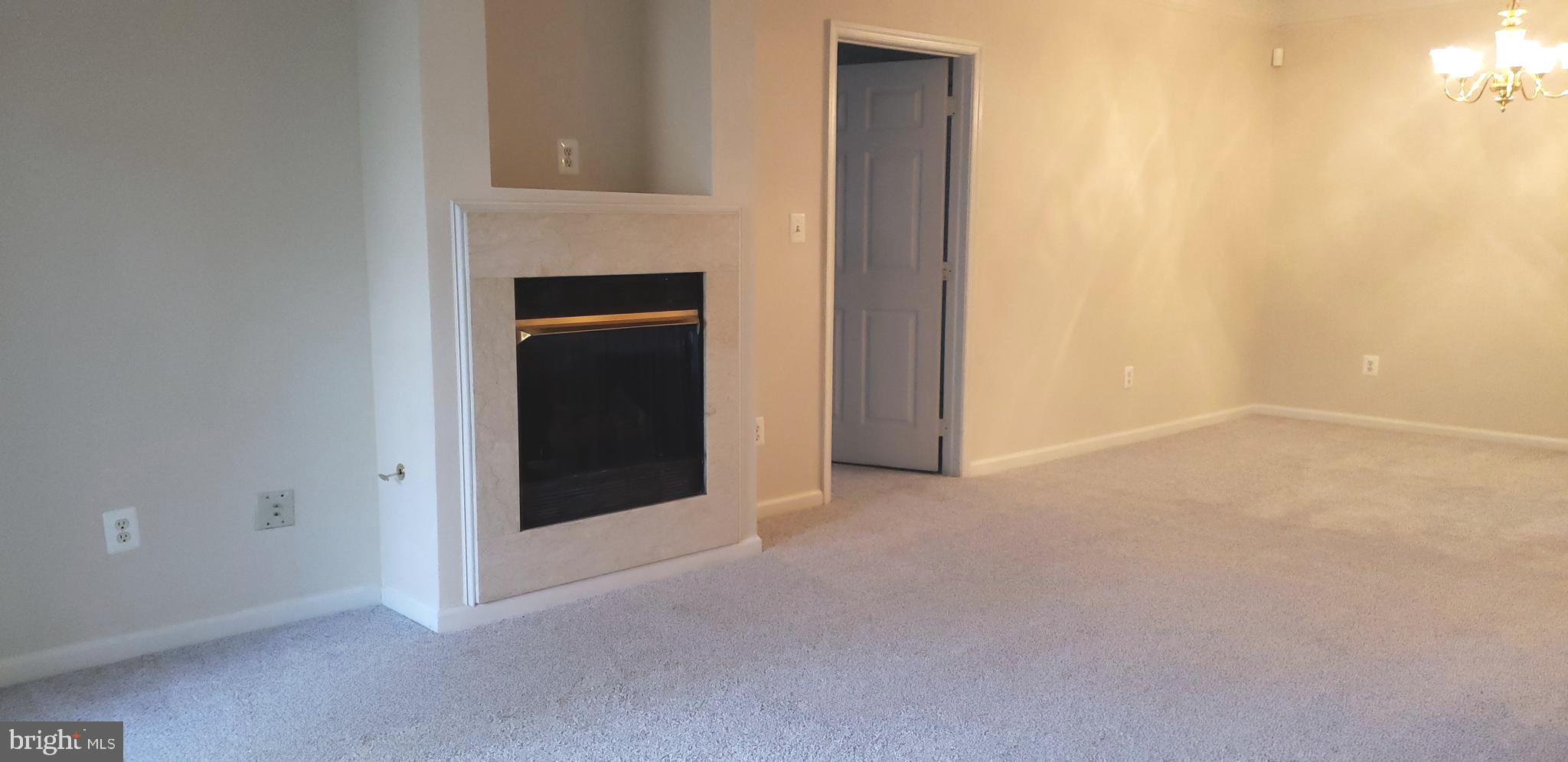 KINGSTOWNE - Residential Lease