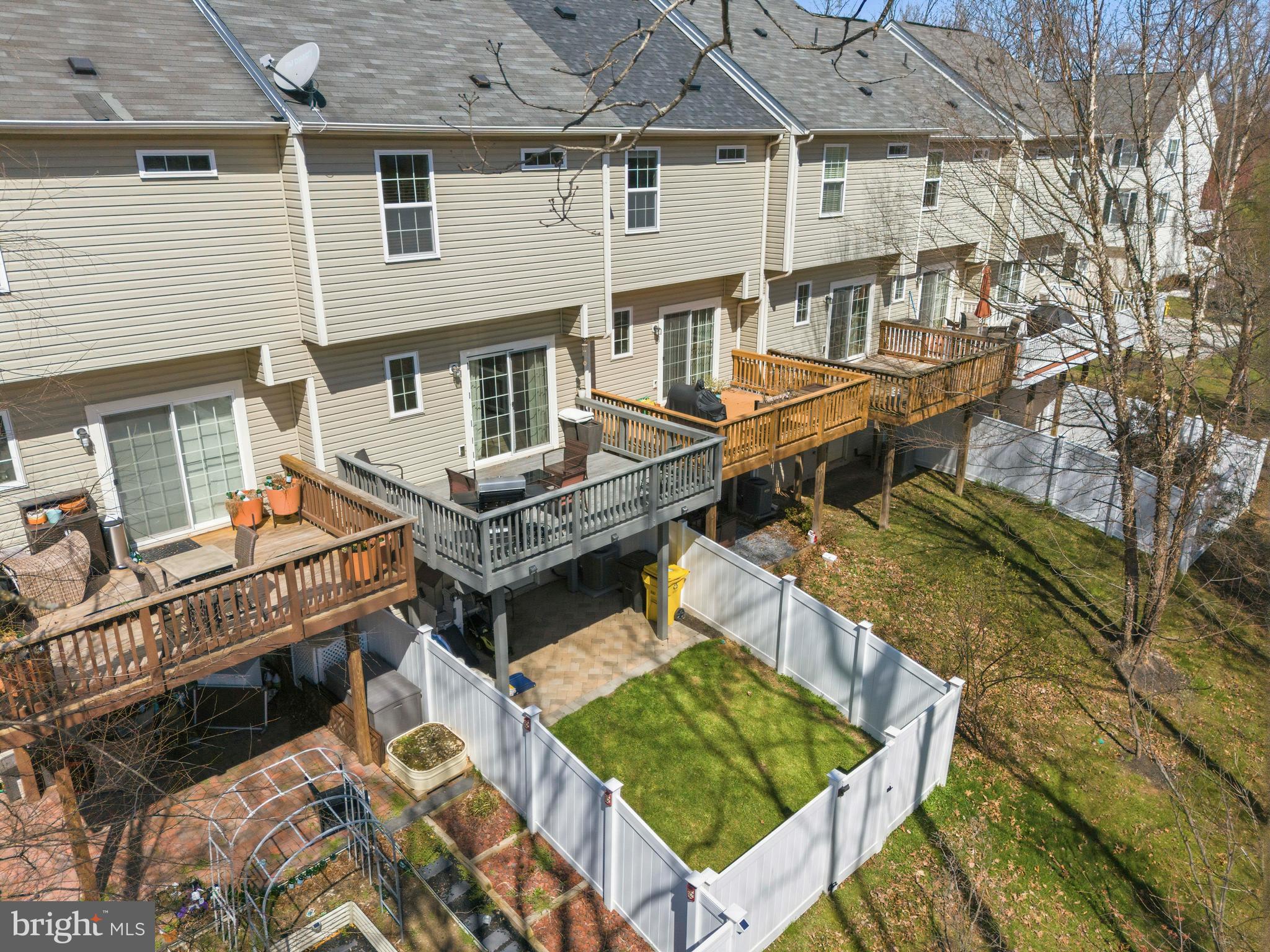 TANYARD SPRINGS - Residential