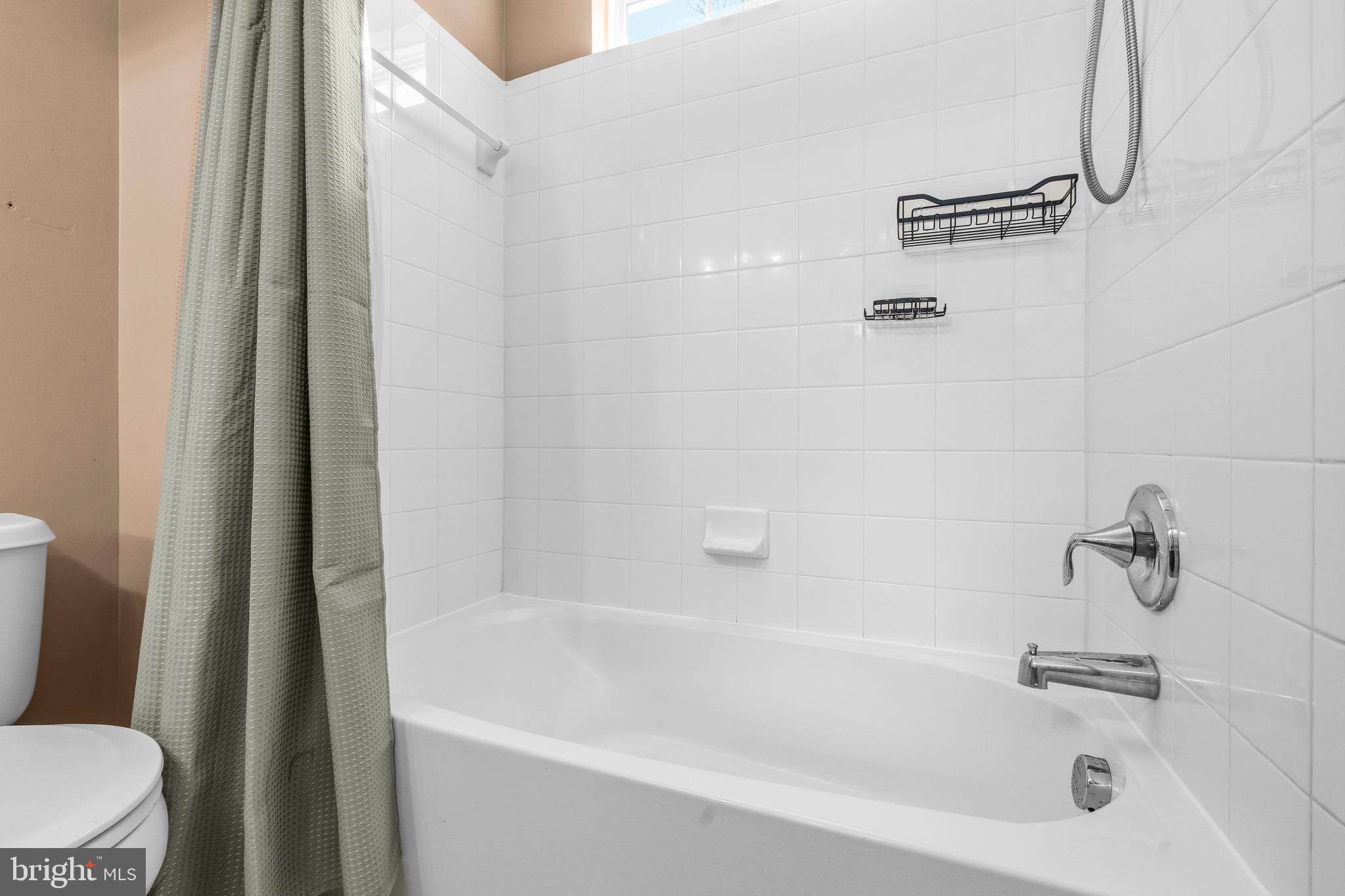 TANYARD SPRINGS - Residential