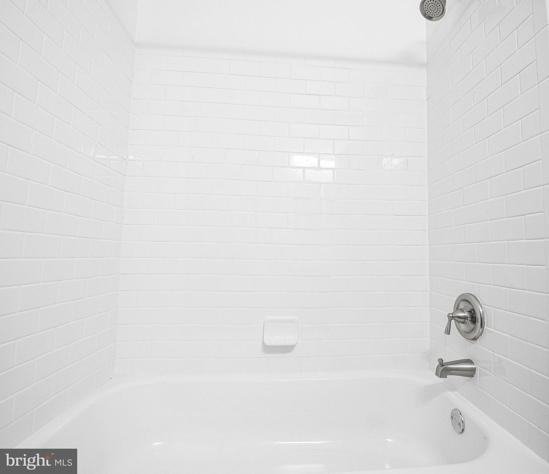 ELLWOOD PARK - Residential