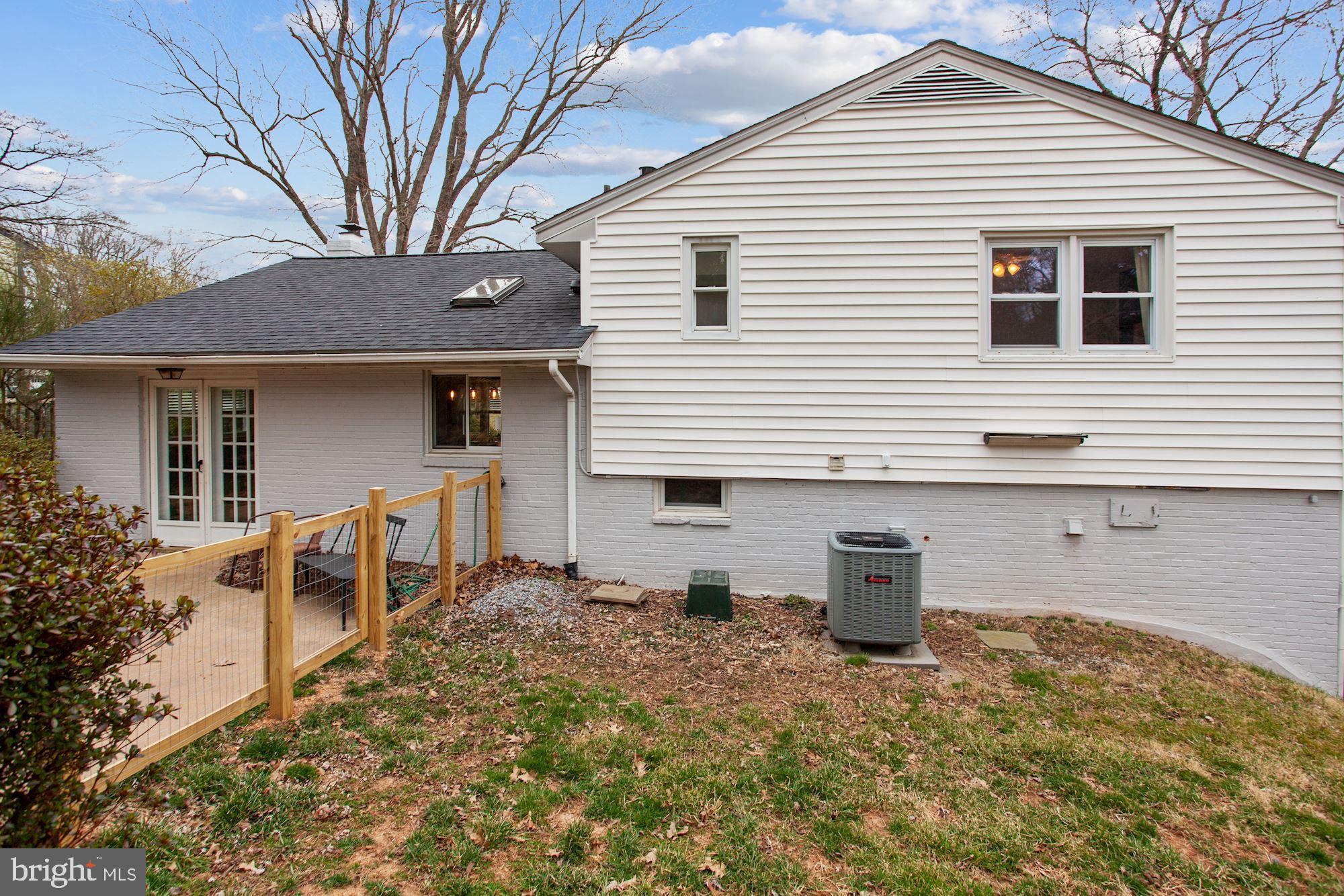 SPRINGFIELD - Residential