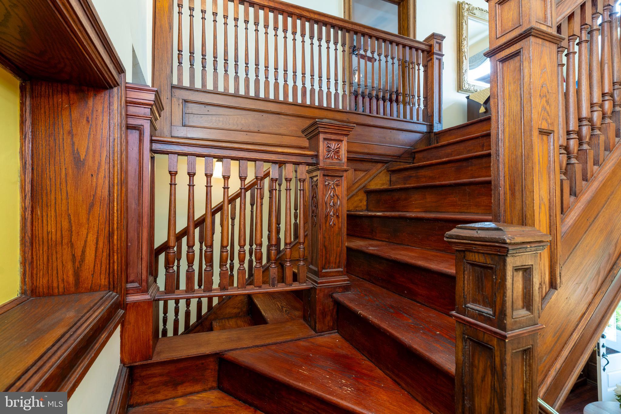 BAUERNSCHMIDT MANOR - Residential