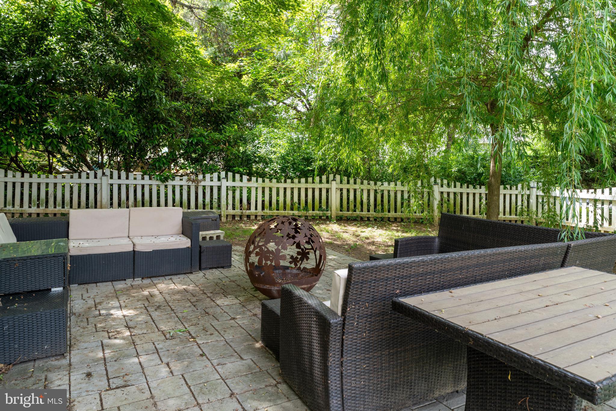 BAUERNSCHMIDT MANOR - Residential