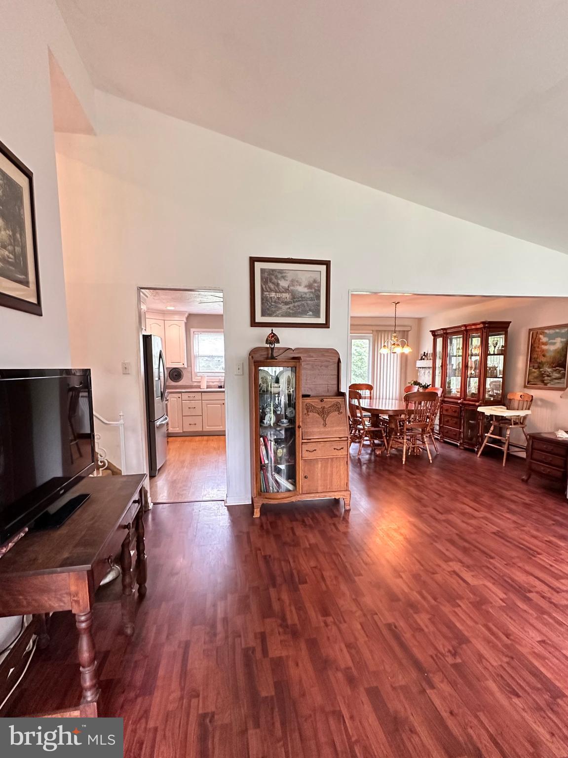 123 N 2ND STREET PIKE