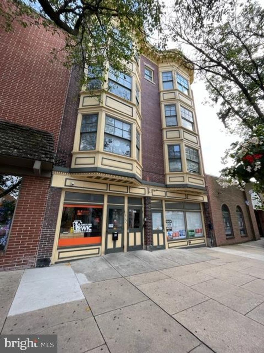 Step into this spacious 4th floor apartment with 2 bedrooms. This wonderful space boasts a Living Room, Dining Room, and 1 full bathroom with a tub/shower combo. The apartment offers a lovely kitchen that includes both a stove and refrigerator, laundry room offers both in-unit washer/dryer accessibility. 
There is Central A/C in the apartment! Located in the heart of Downtown York, this apartment is just minutes away from many local amenities including shopping, restaurants, and night life. 

No Section 8, no pets allowed and no smoking inside.