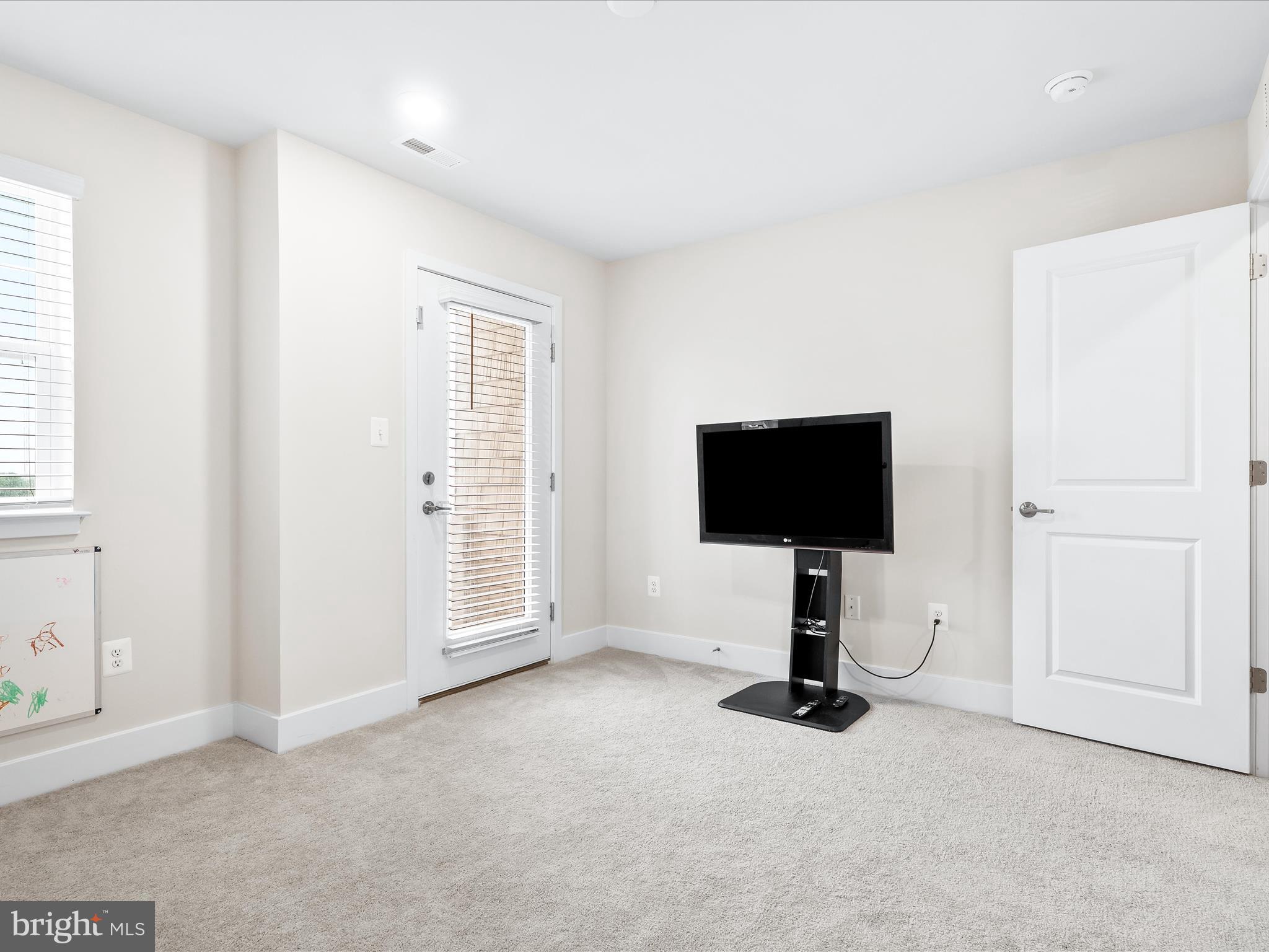 SYCAMORE RIDGE - Residential