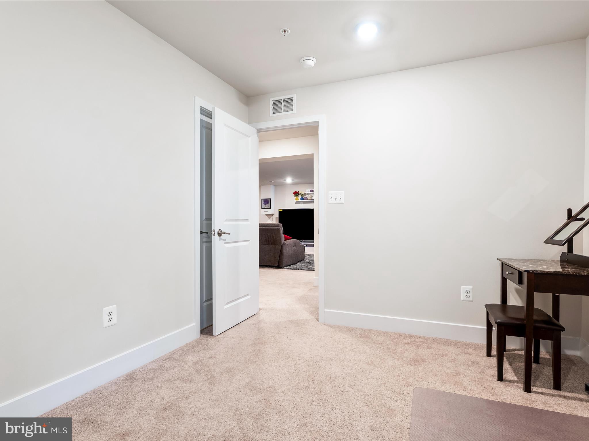 SYCAMORE RIDGE - Residential