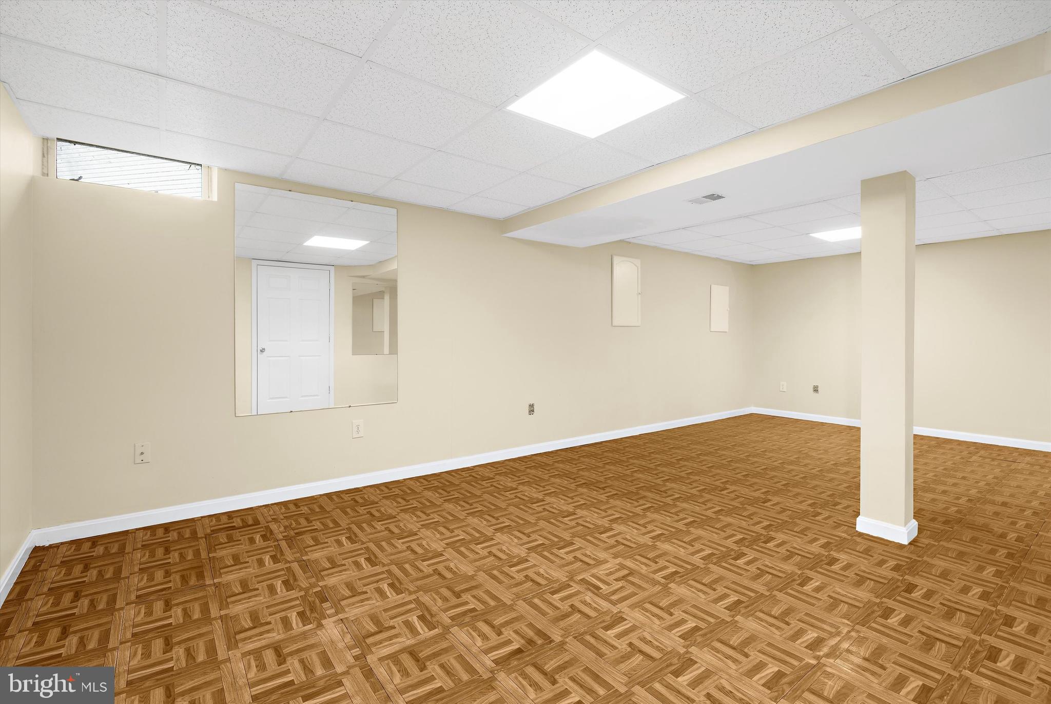 THE PROVINCES - Residential