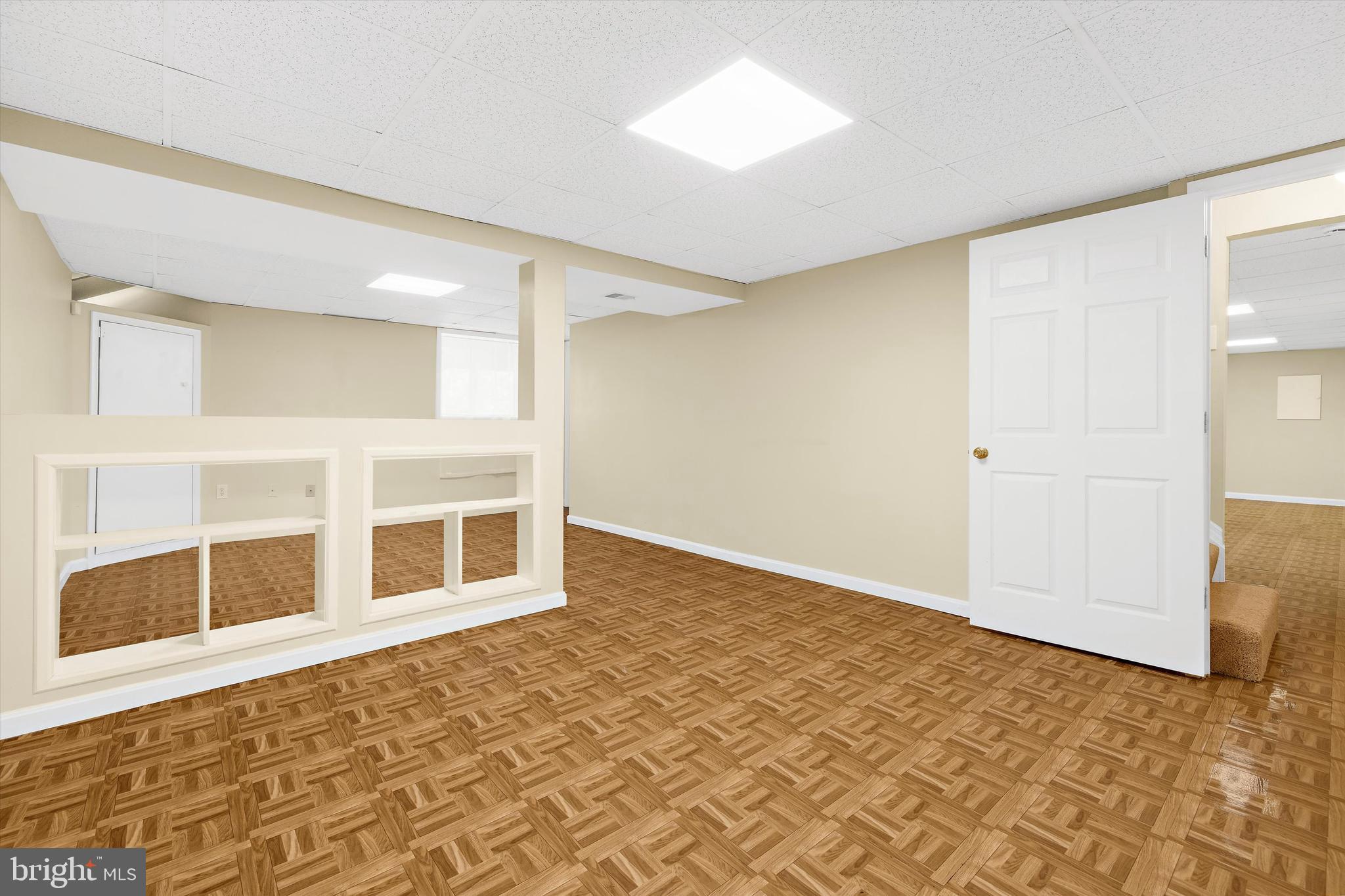 THE PROVINCES - Residential