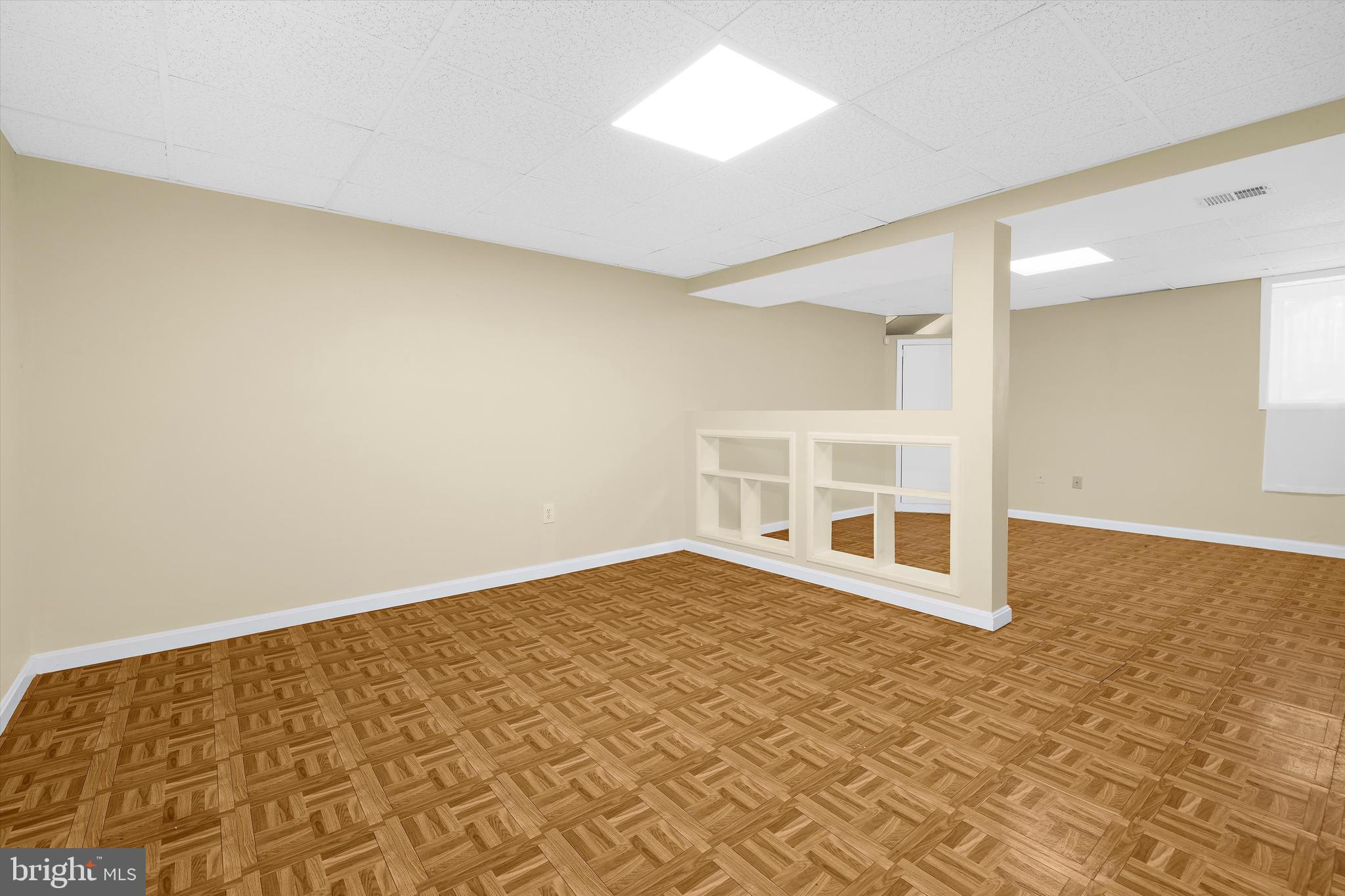 THE PROVINCES - Residential