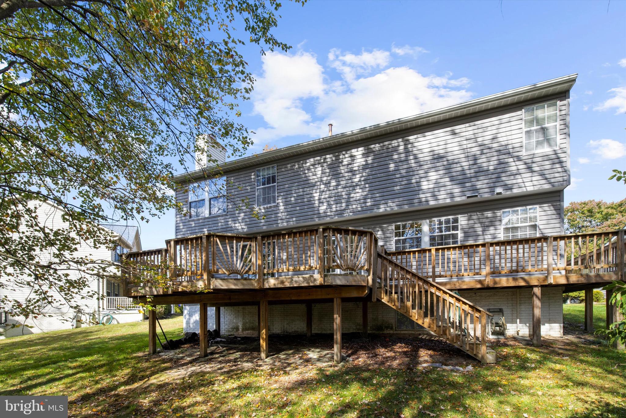 THE PROVINCES - Residential