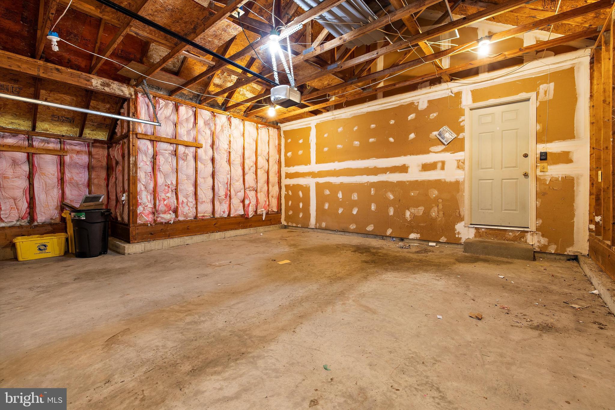 THE PROVINCES - Residential