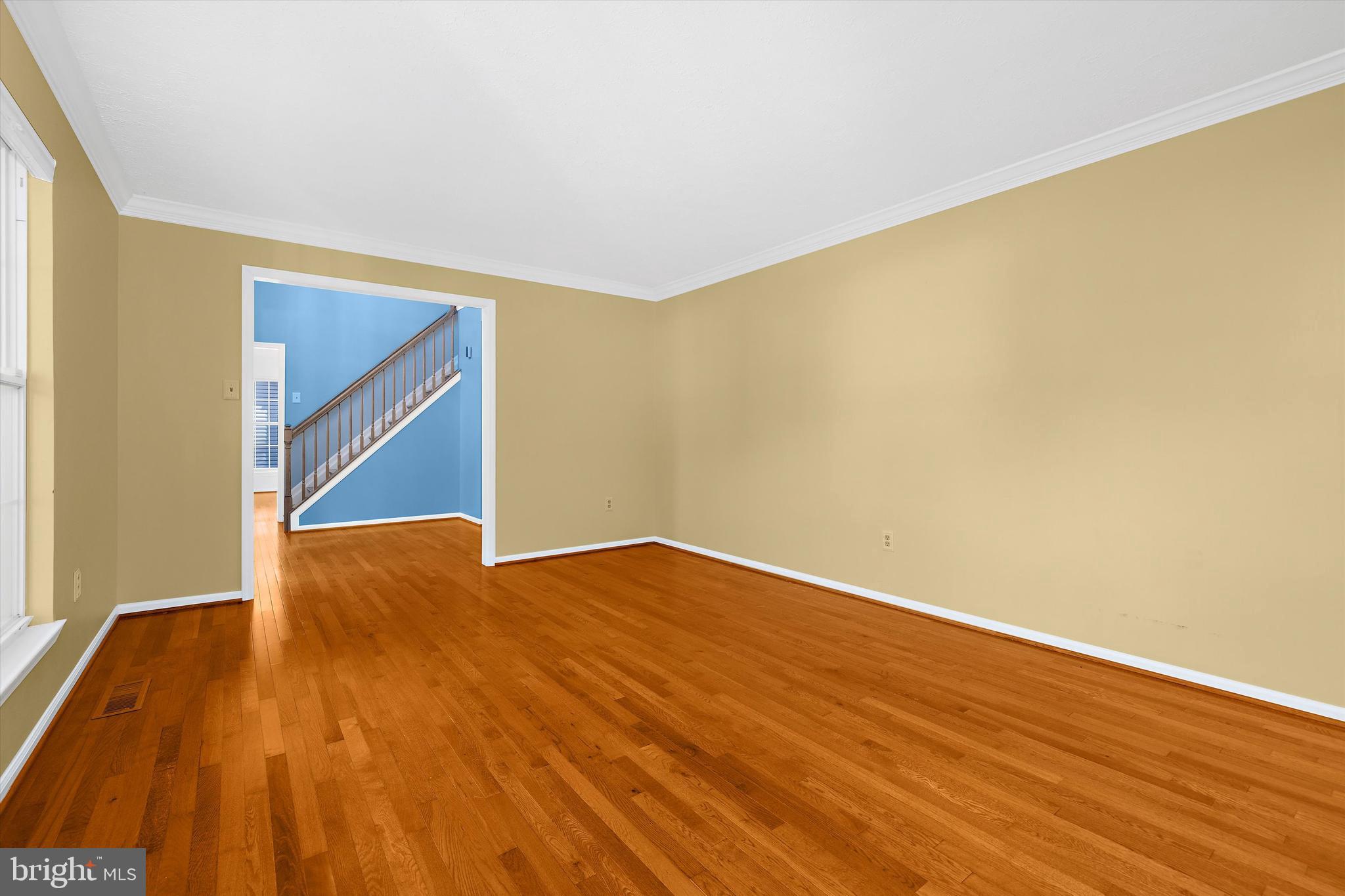 THE PROVINCES - Residential