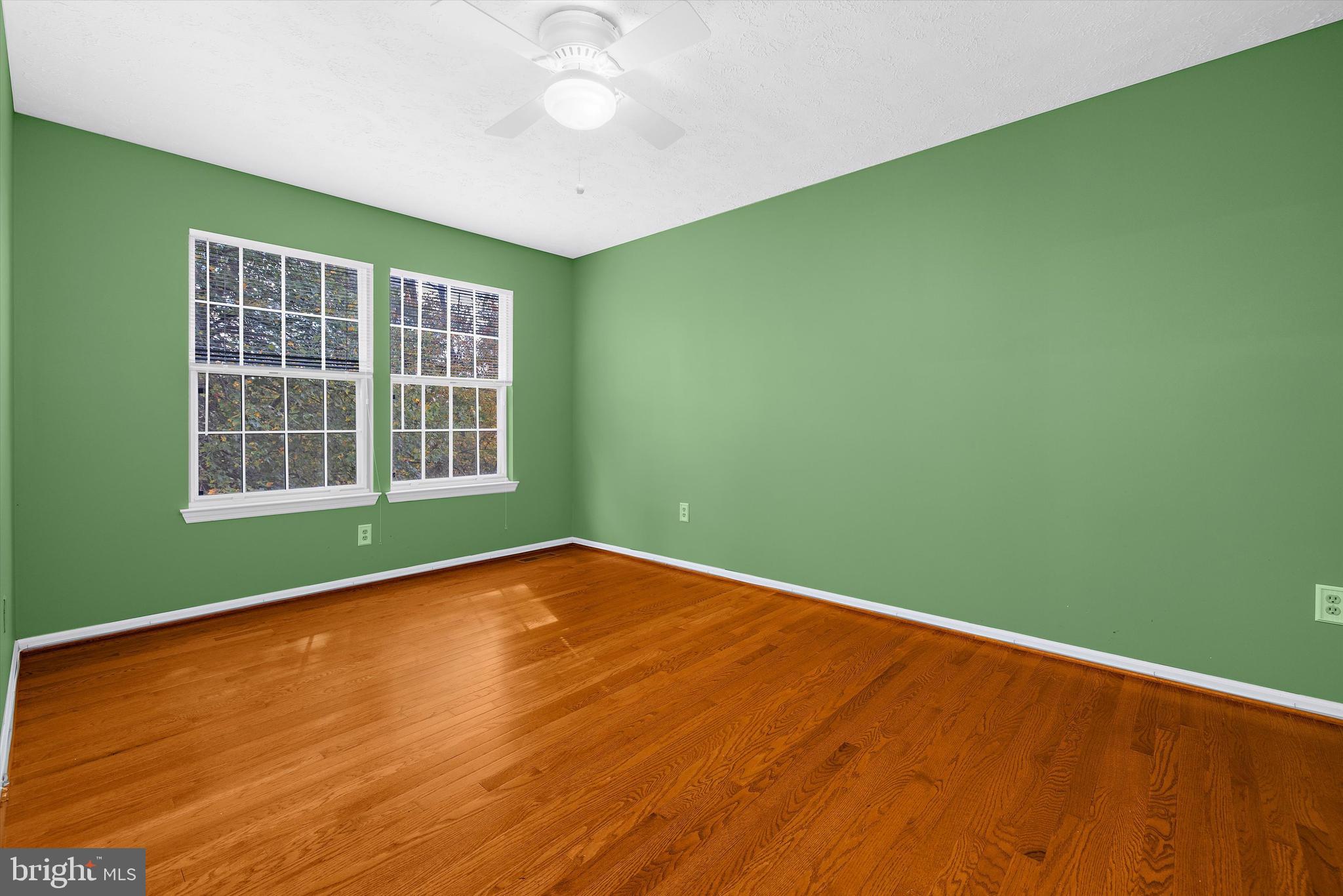 THE PROVINCES - Residential