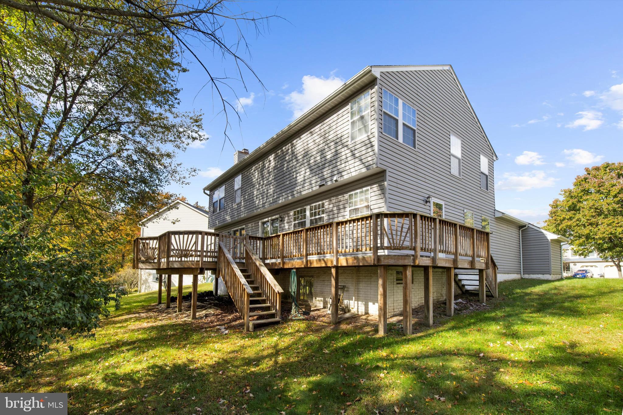 THE PROVINCES - Residential