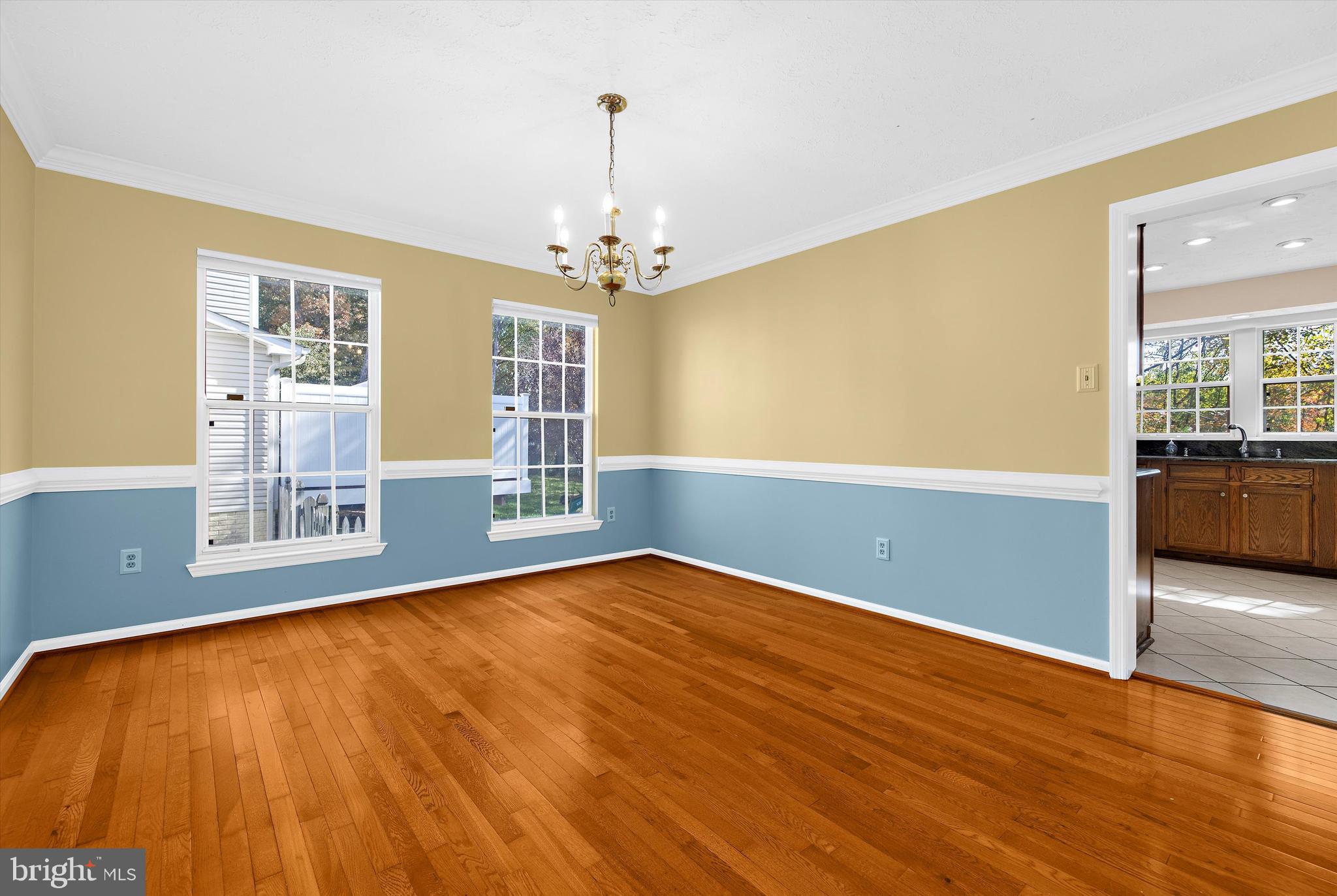 THE PROVINCES - Residential