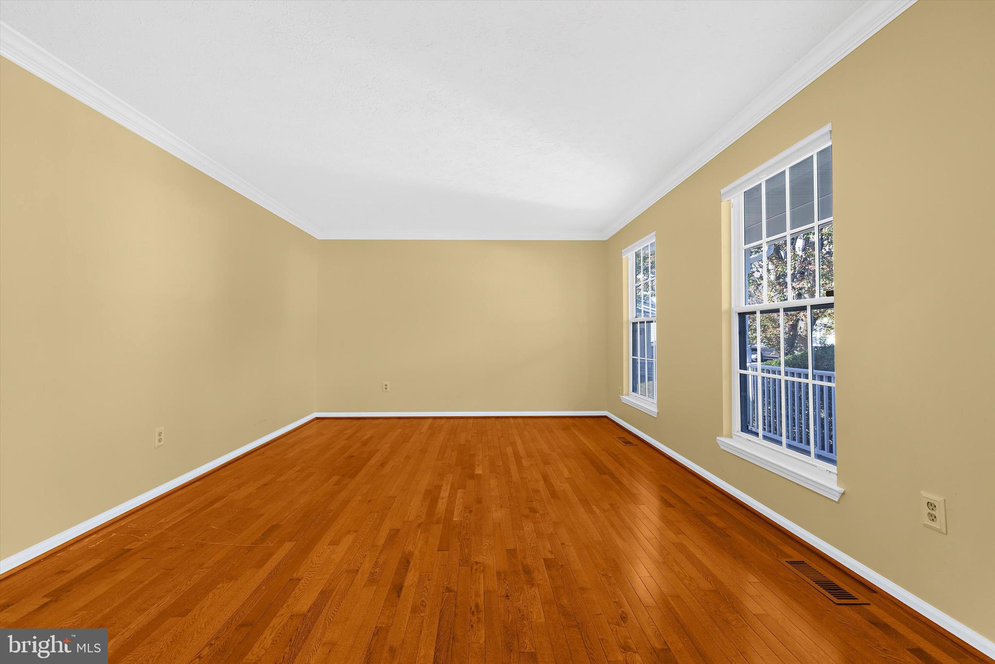 THE PROVINCES - Residential