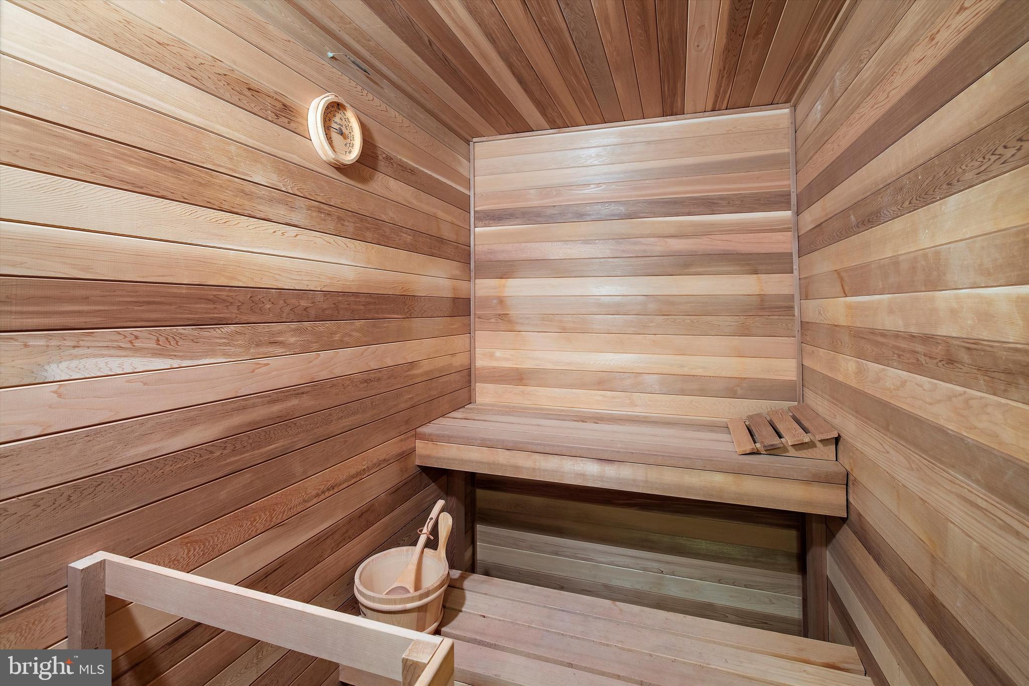 THE PROVINCES - Residential