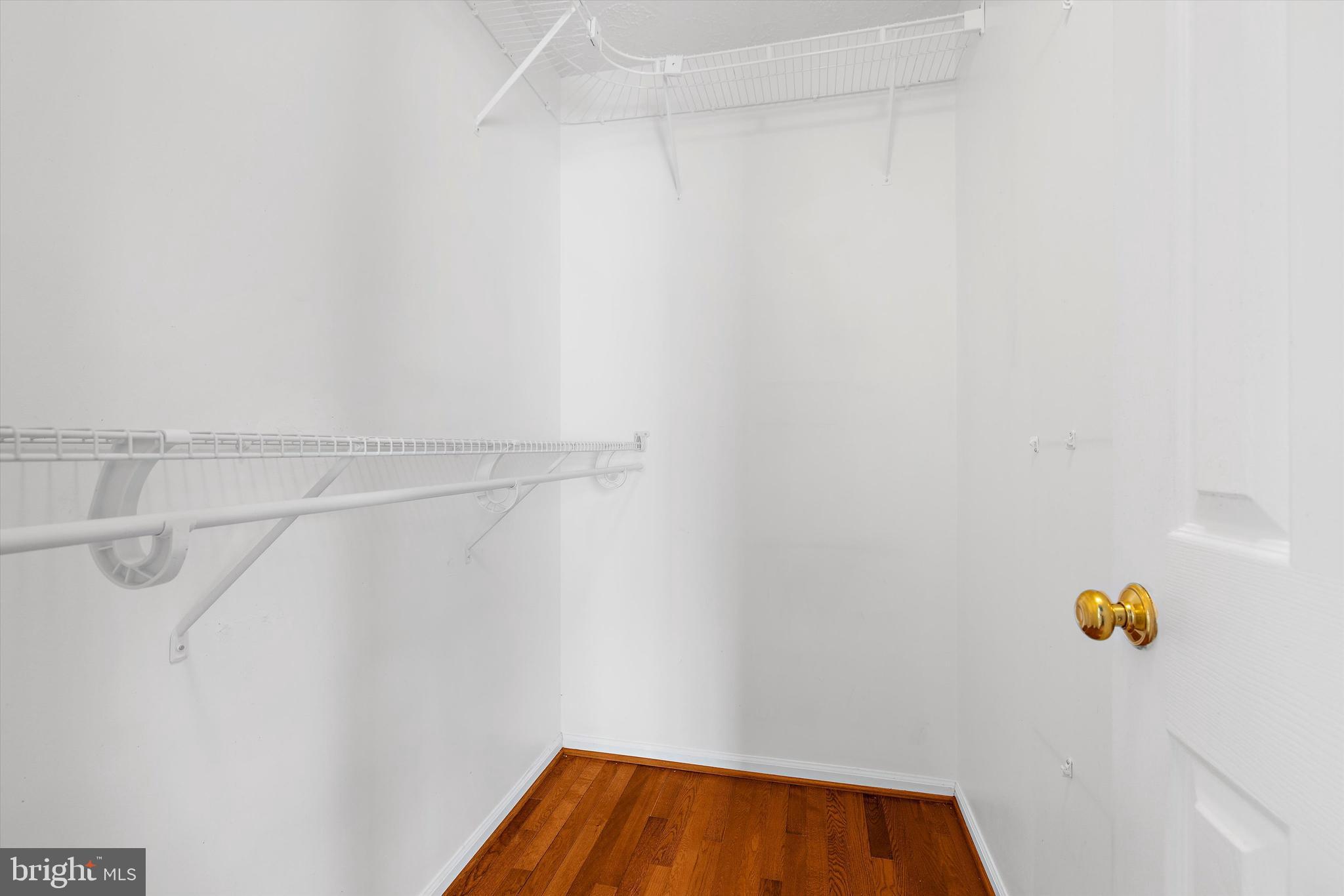 THE PROVINCES - Residential