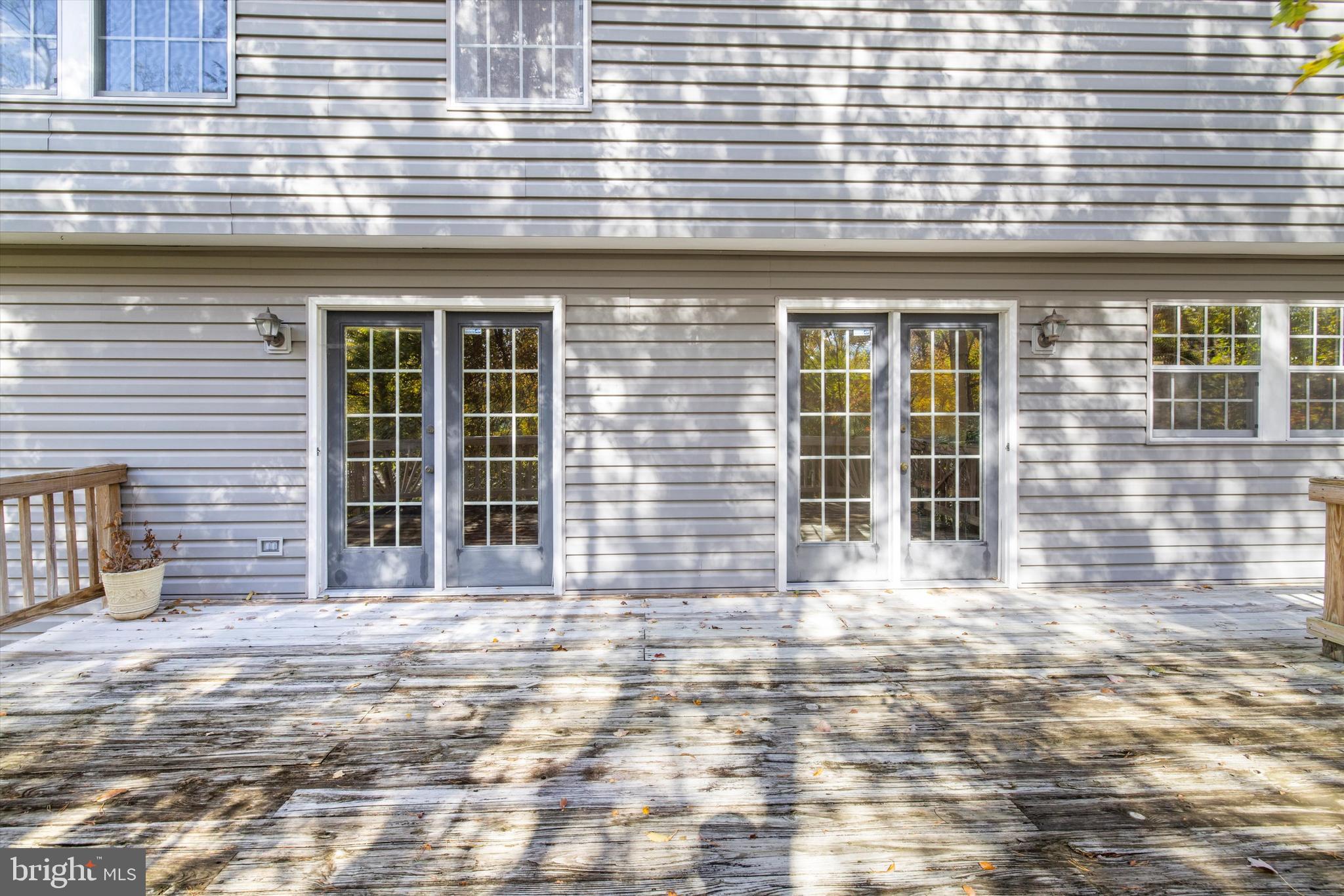 THE PROVINCES - Residential