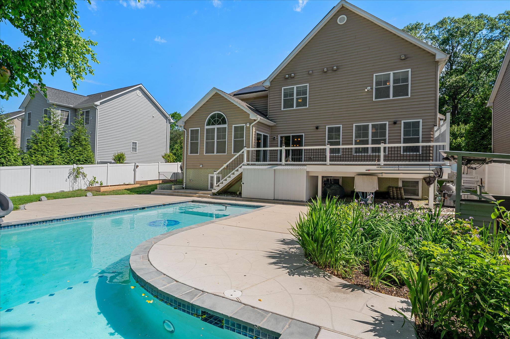SEVERNA PARK - Residential