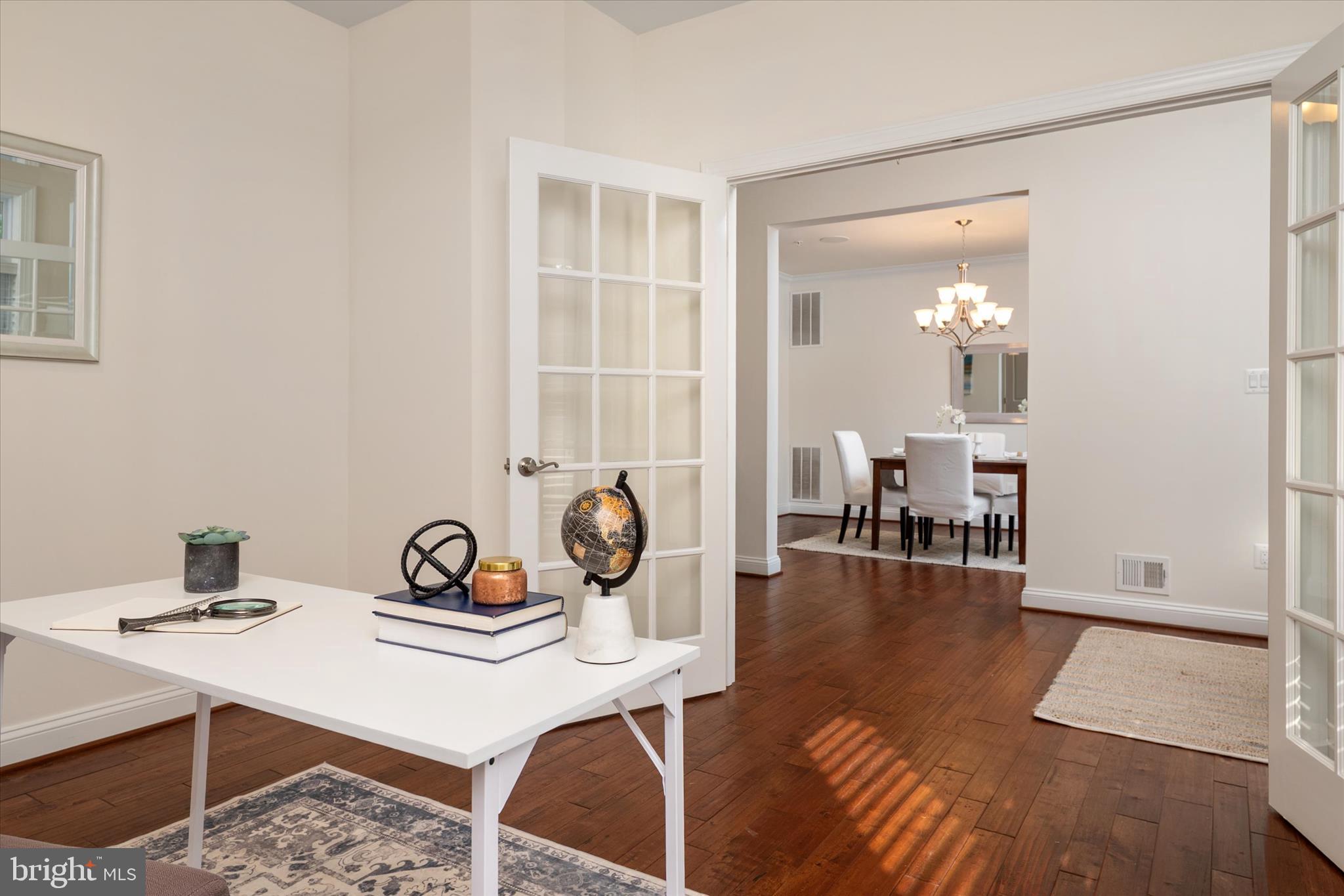 SEVERNA PARK - Residential