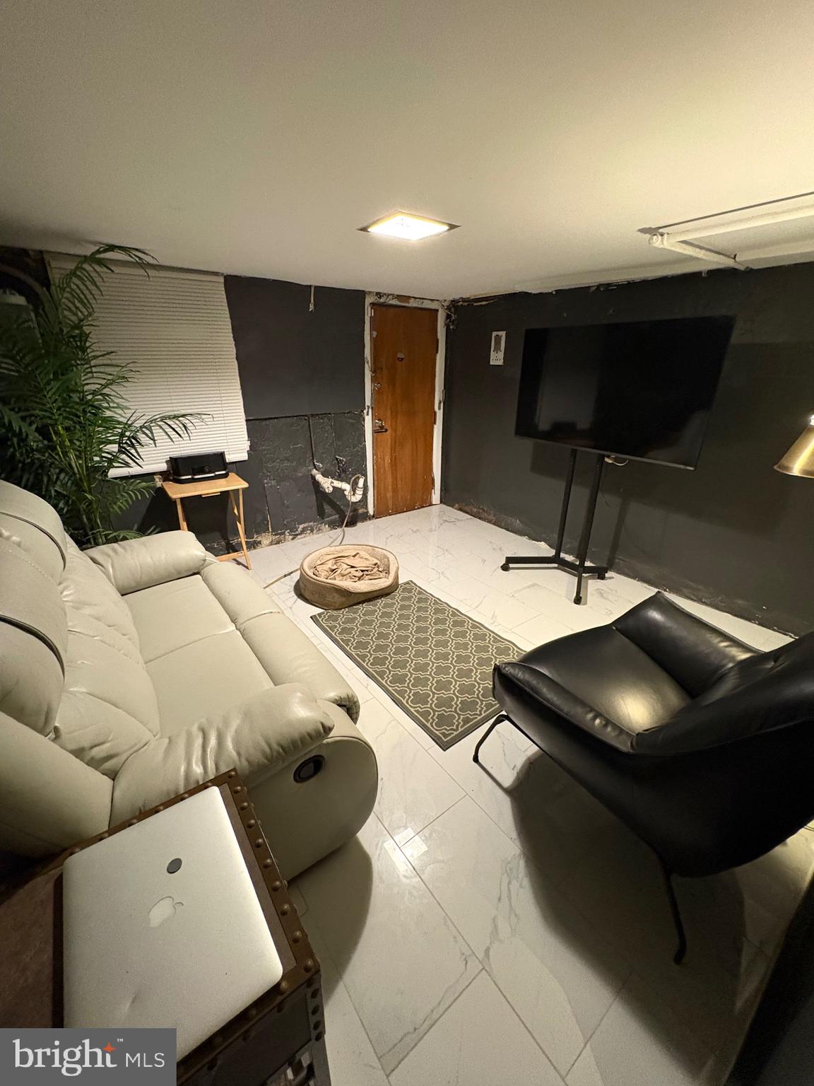 FRANKLIN SQUARE HISTORIC DISTRICT - Residential