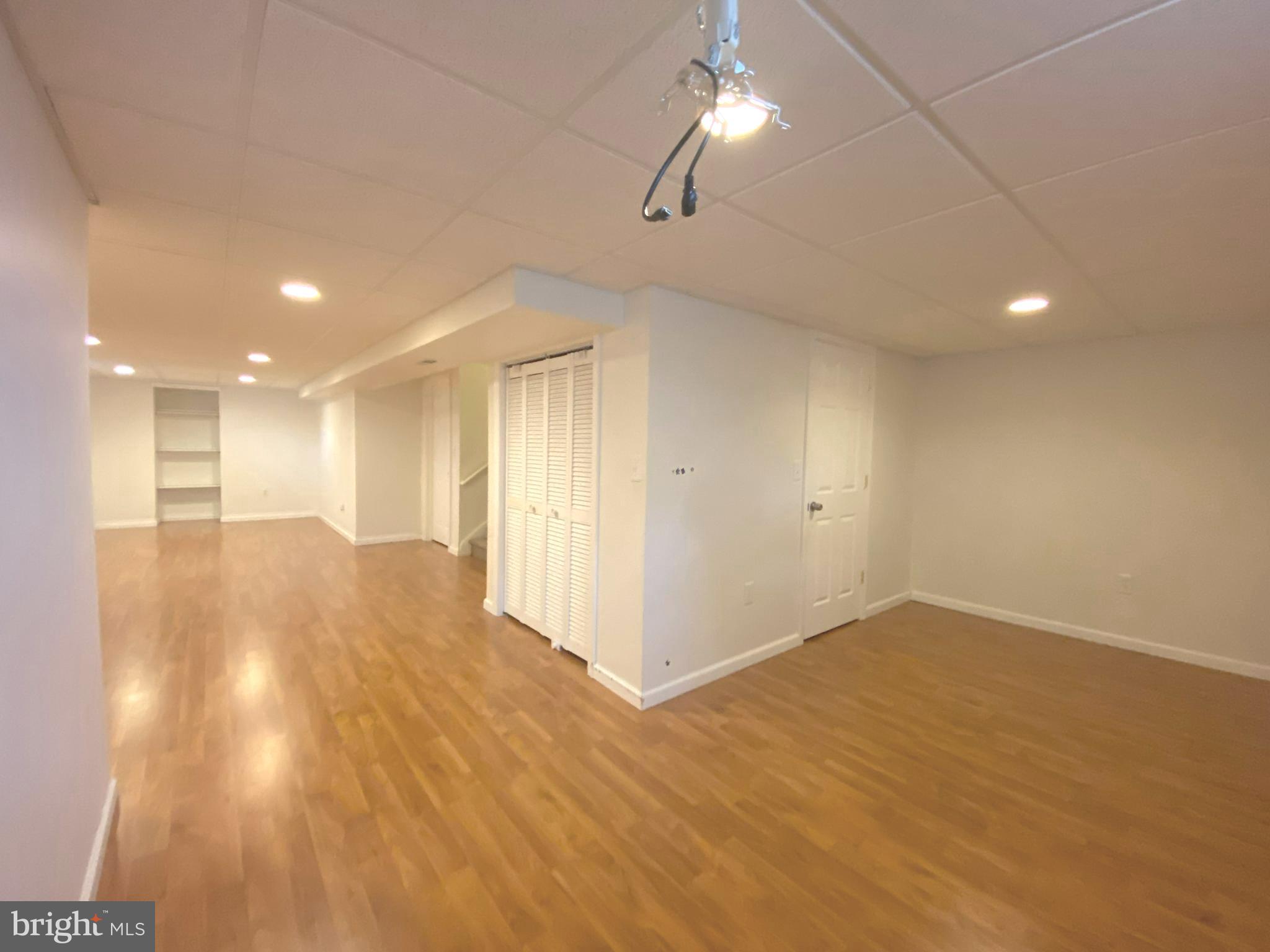 KIRKWOOD - Residential Lease