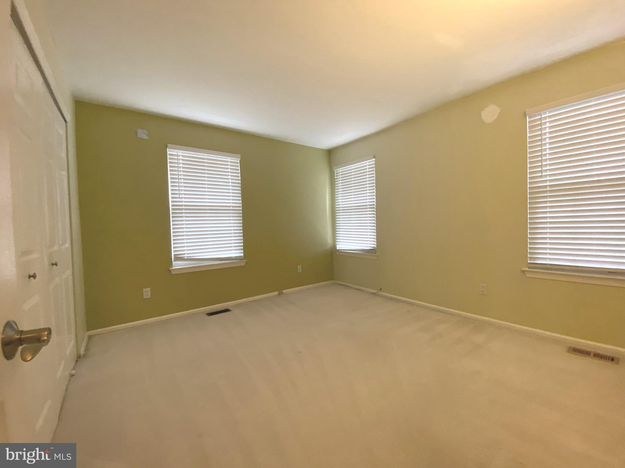 KIRKWOOD - Residential Lease