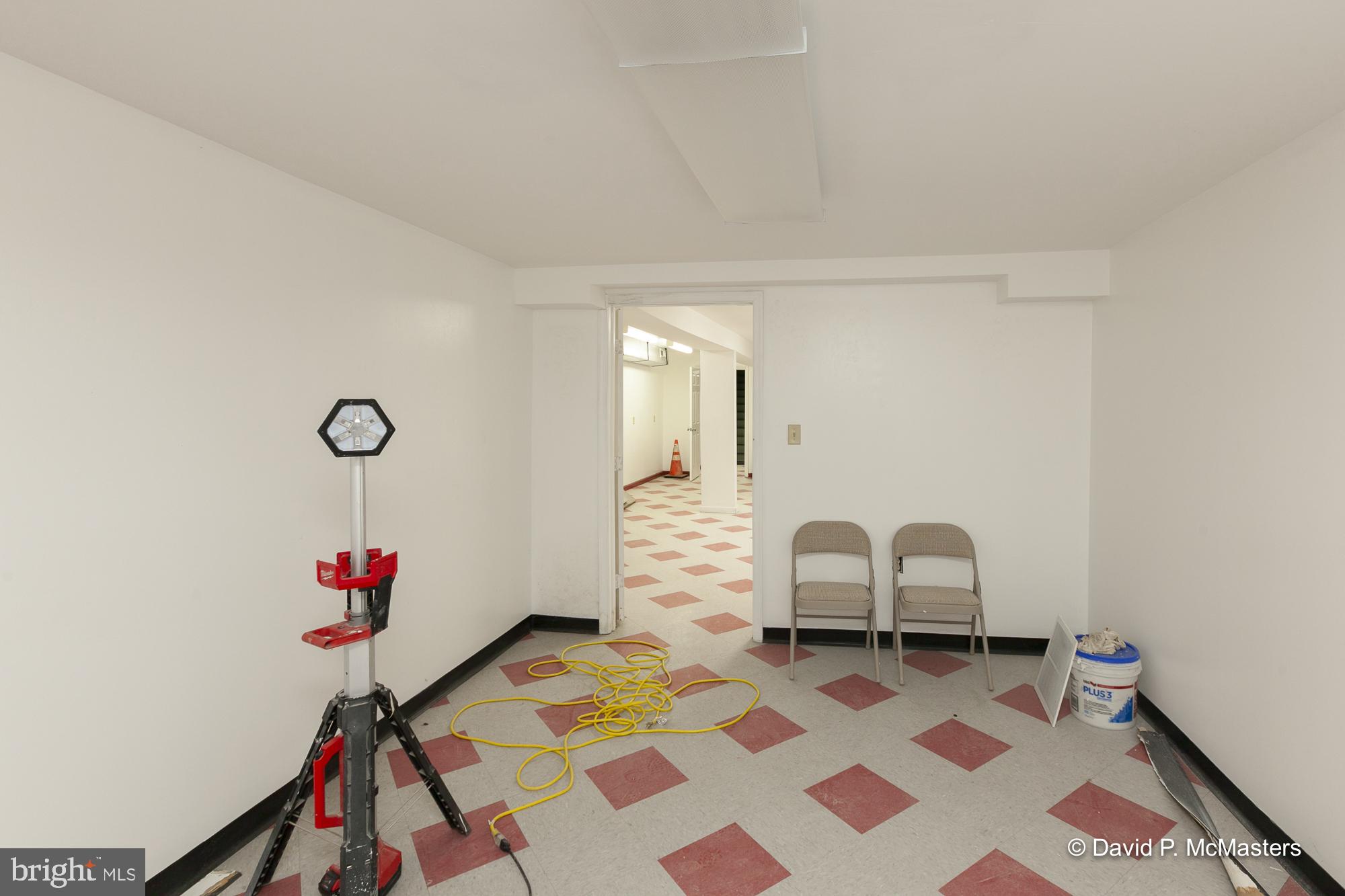 MARTINSBURG CITY - Commercial Sale