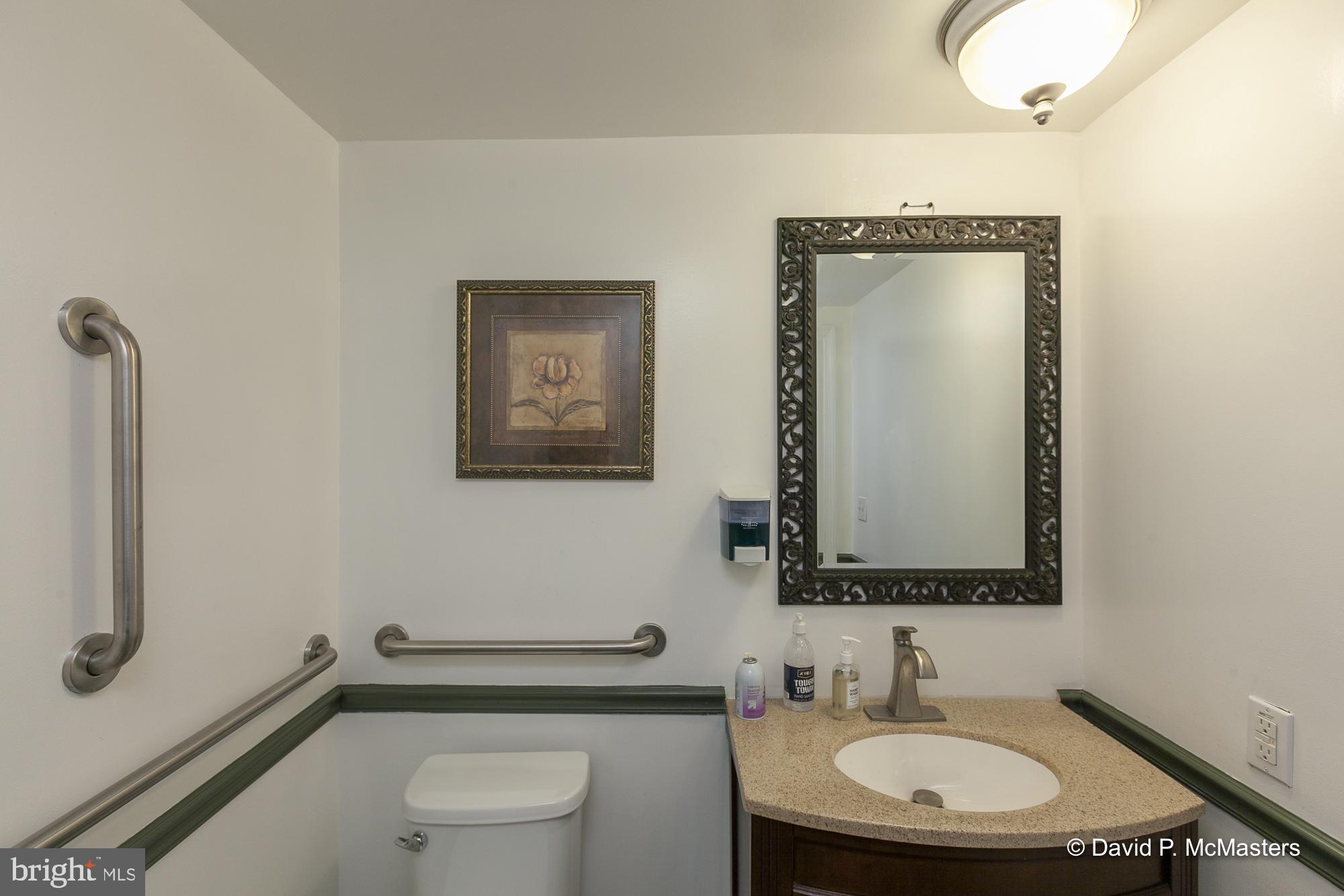 MARTINSBURG CITY - Commercial Sale