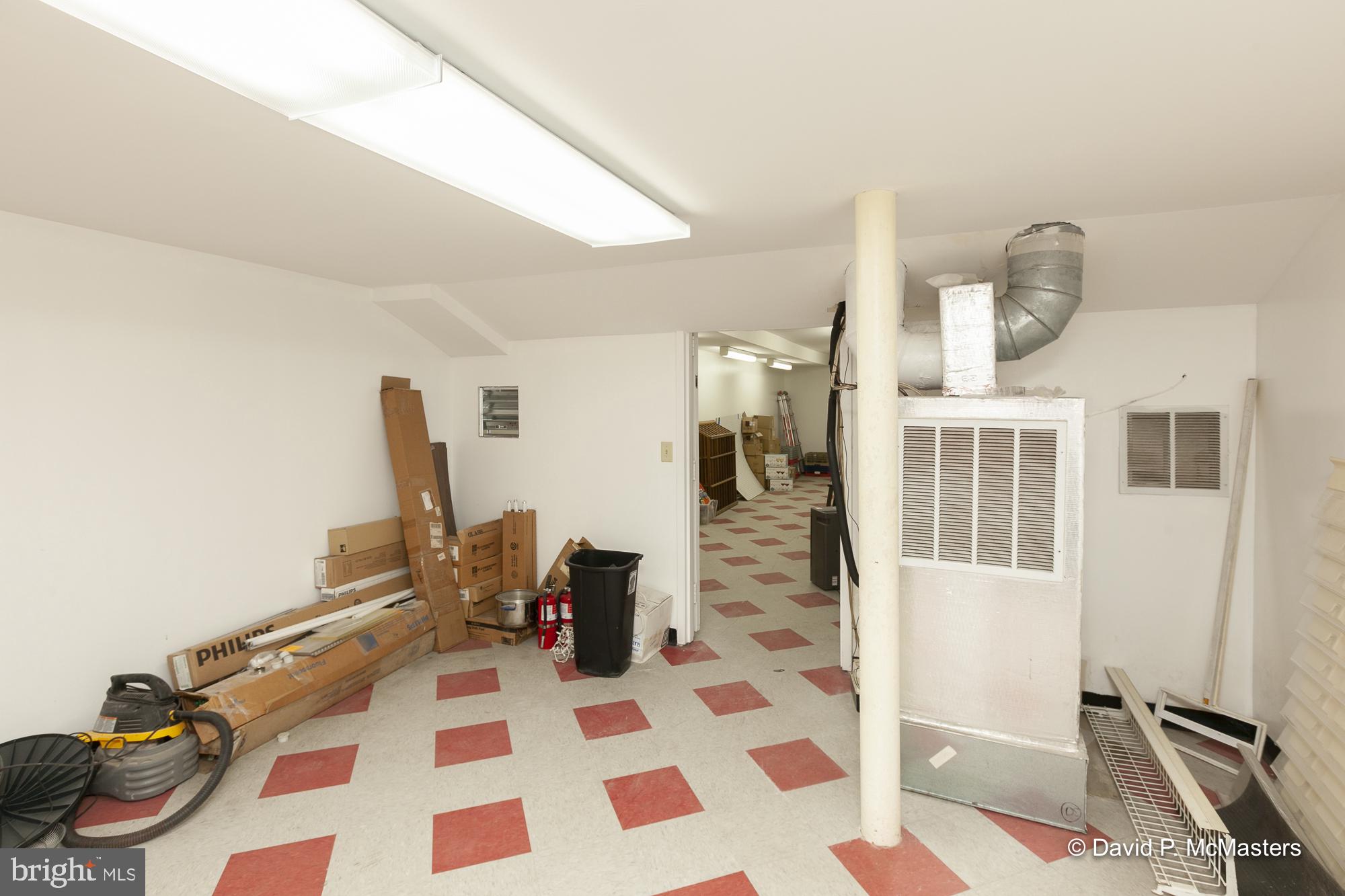 MARTINSBURG CITY - Commercial Sale