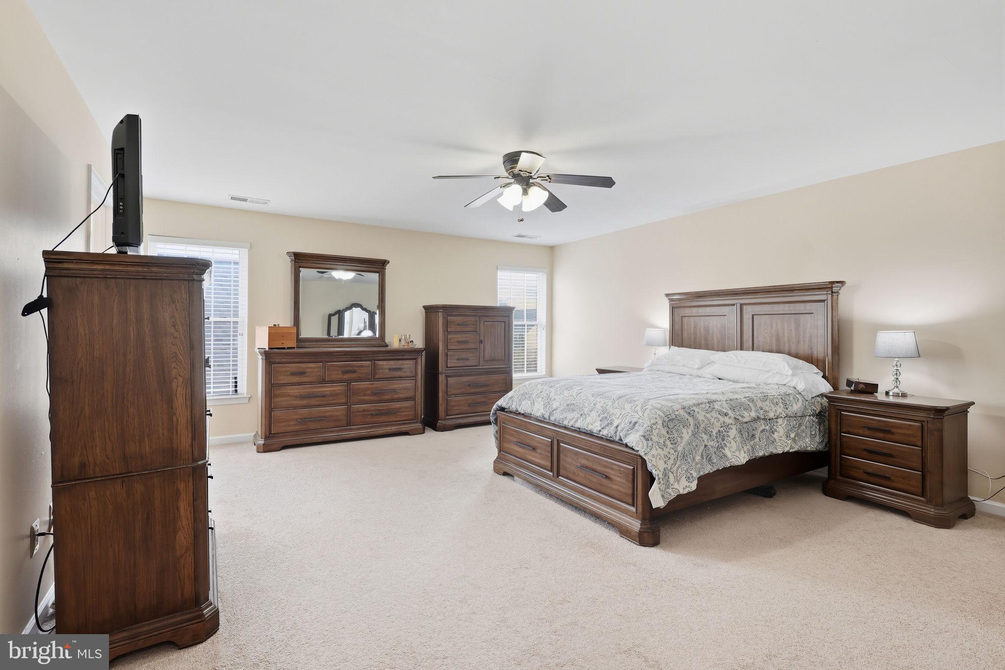 SOUTH RIDING - Residential