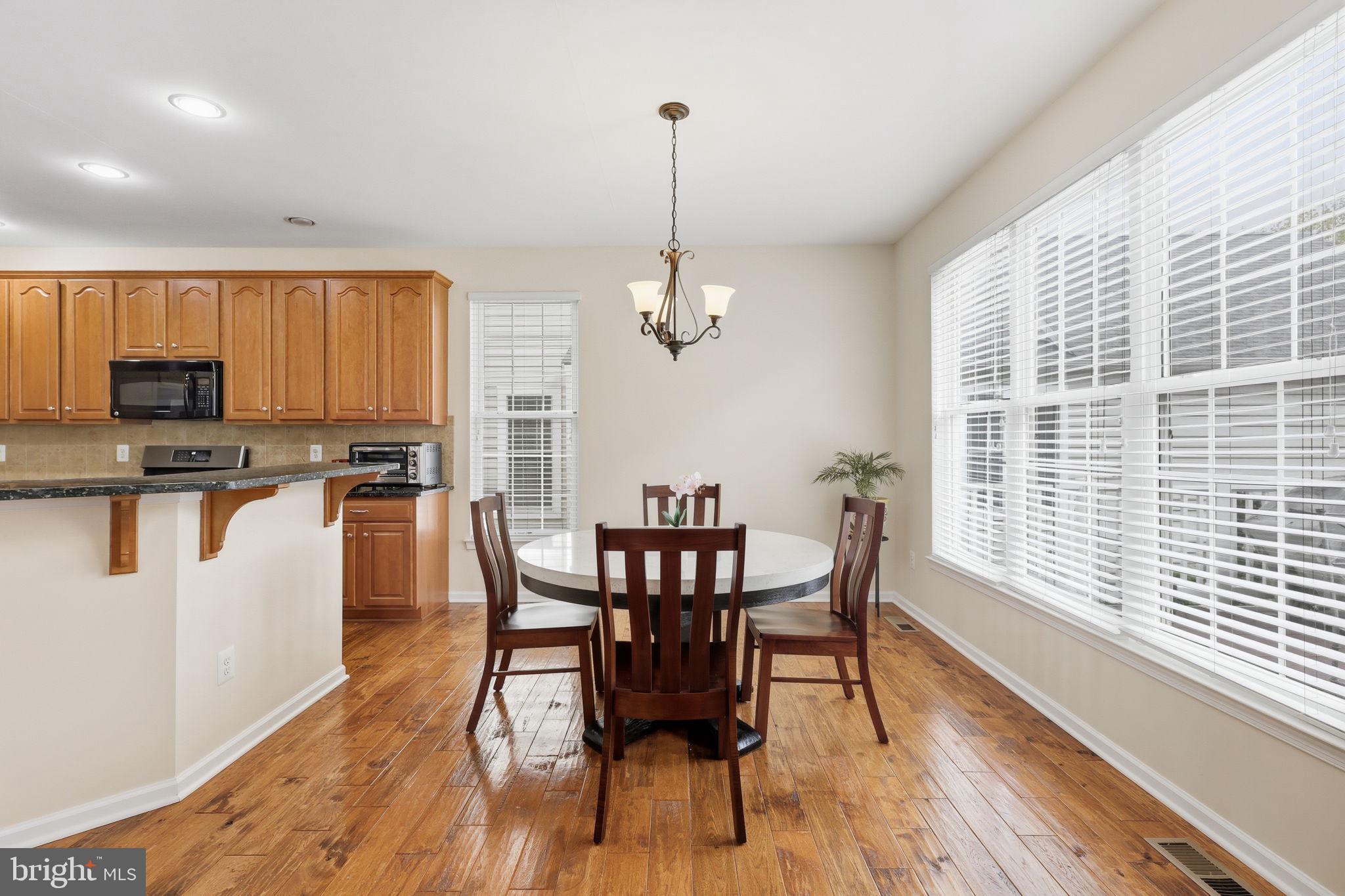 SOUTH RIDING - Residential