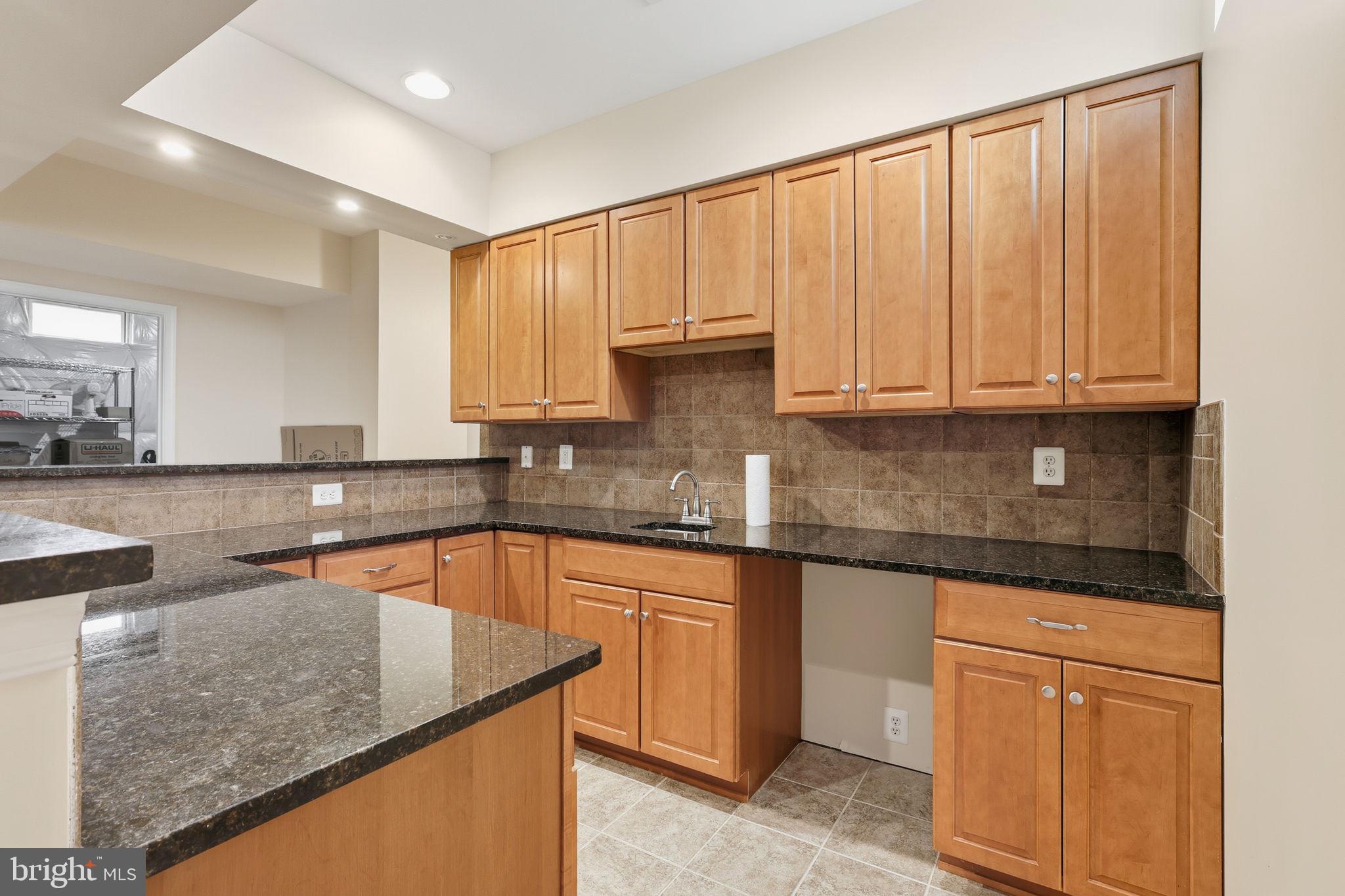 SOUTH RIDING - Residential