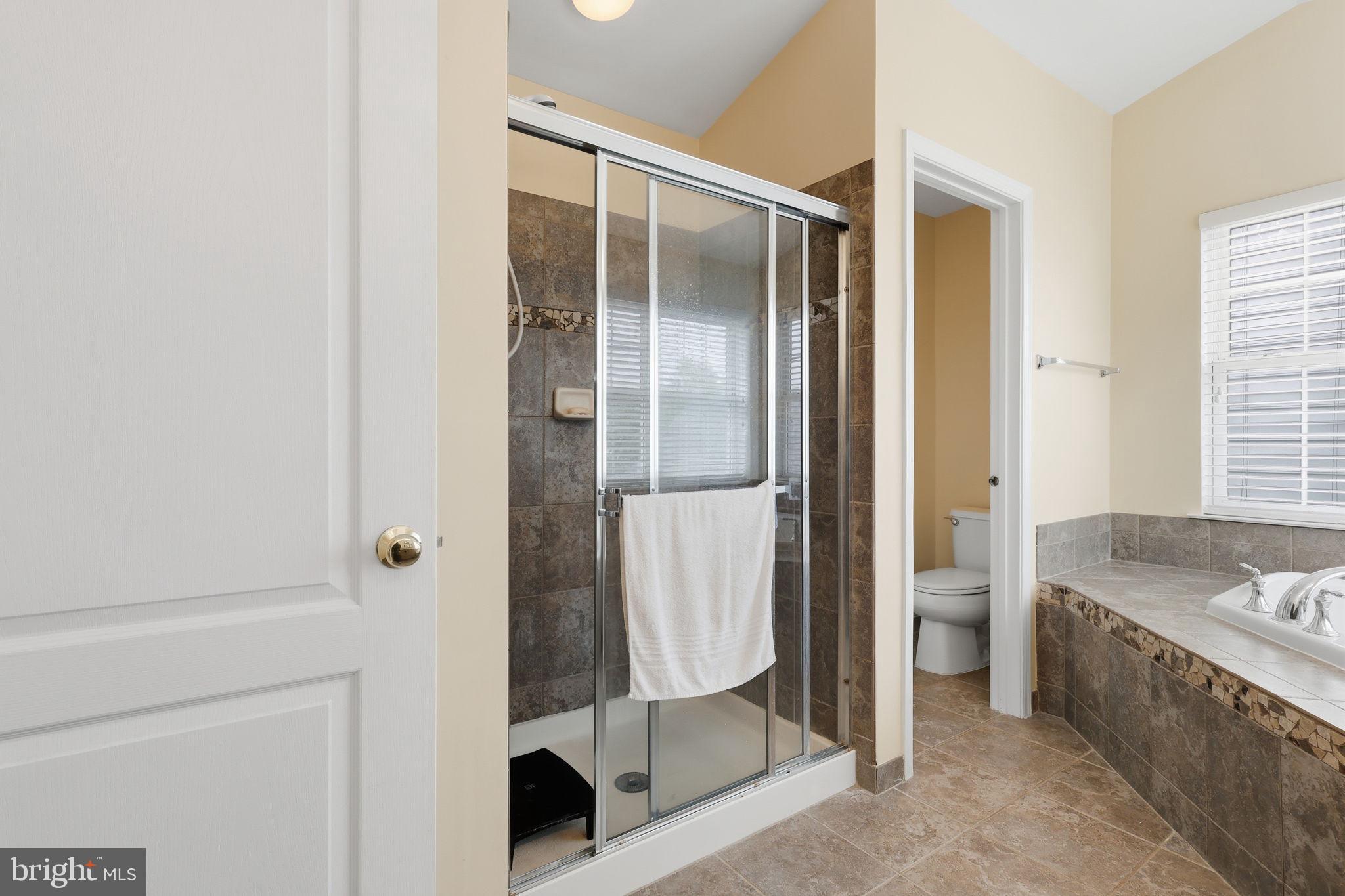 SOUTH RIDING - Residential