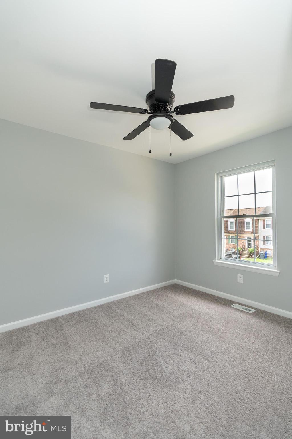 WOODSDALE MANOR - Residential