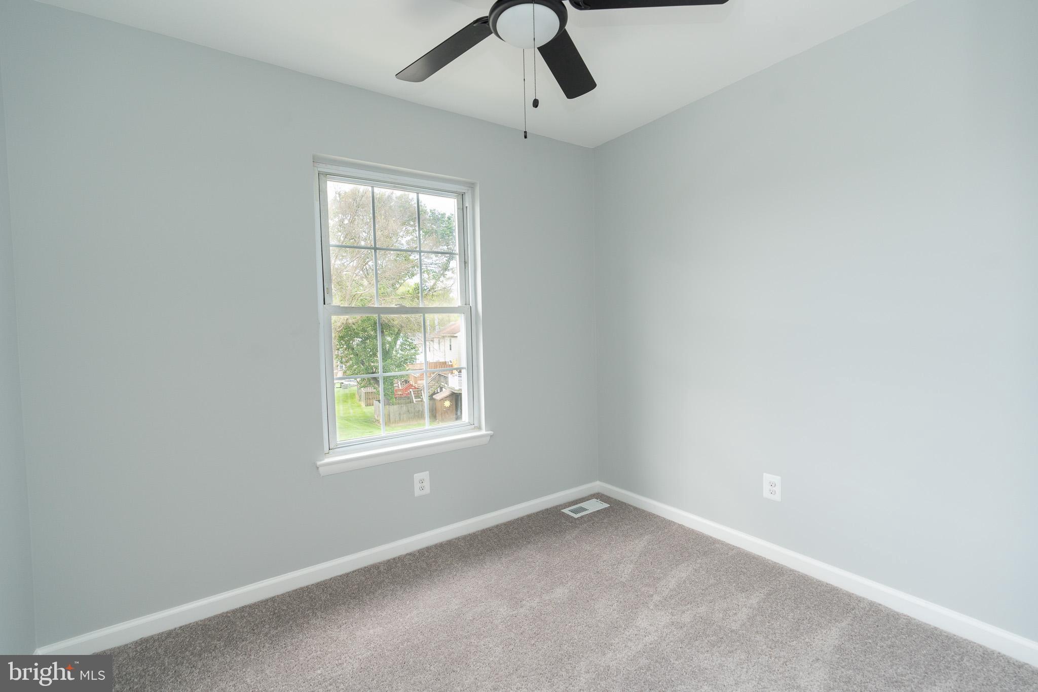 WOODSDALE MANOR - Residential