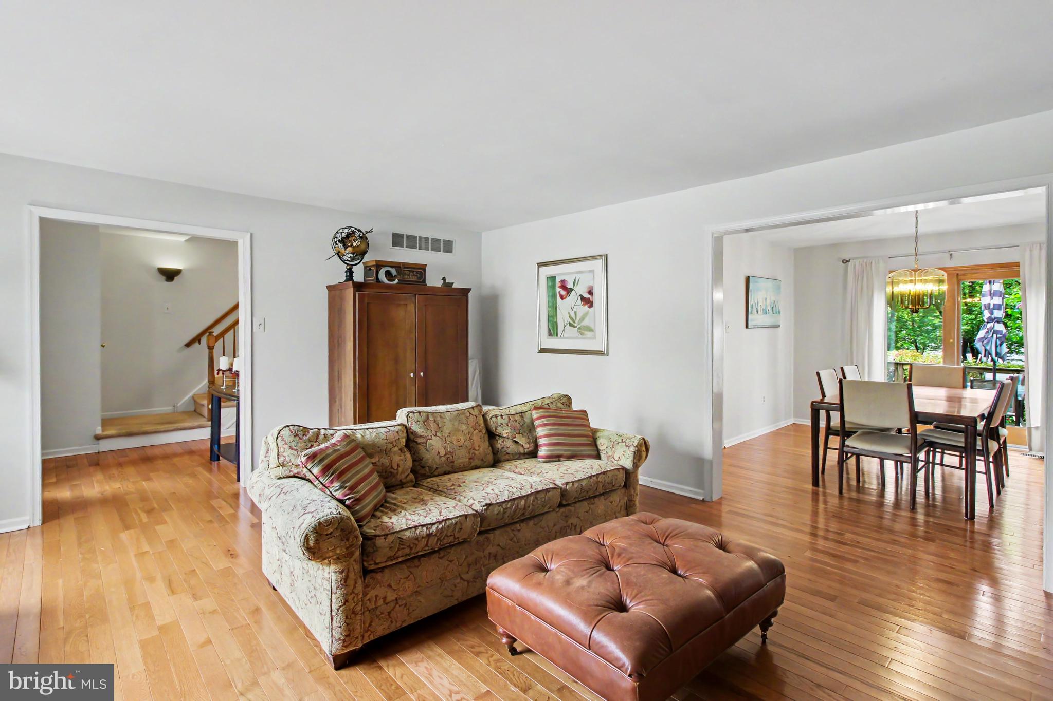FLOURTOWN GARDENS - Residential