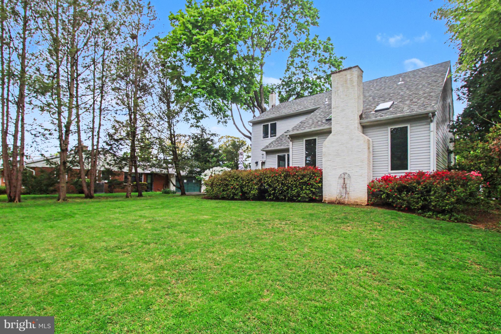 FLOURTOWN GARDENS - Residential